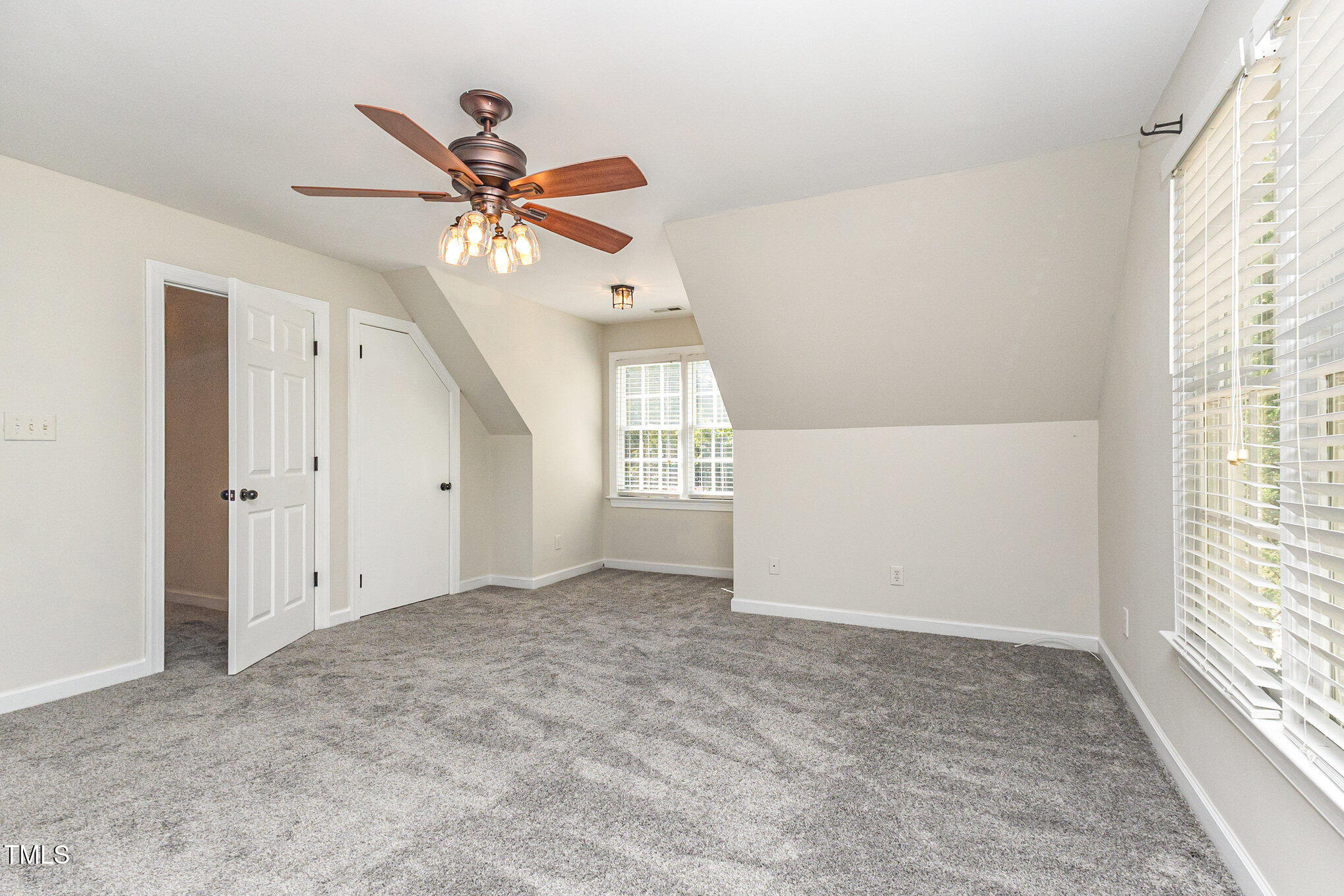 3220 Falconhurst Drive