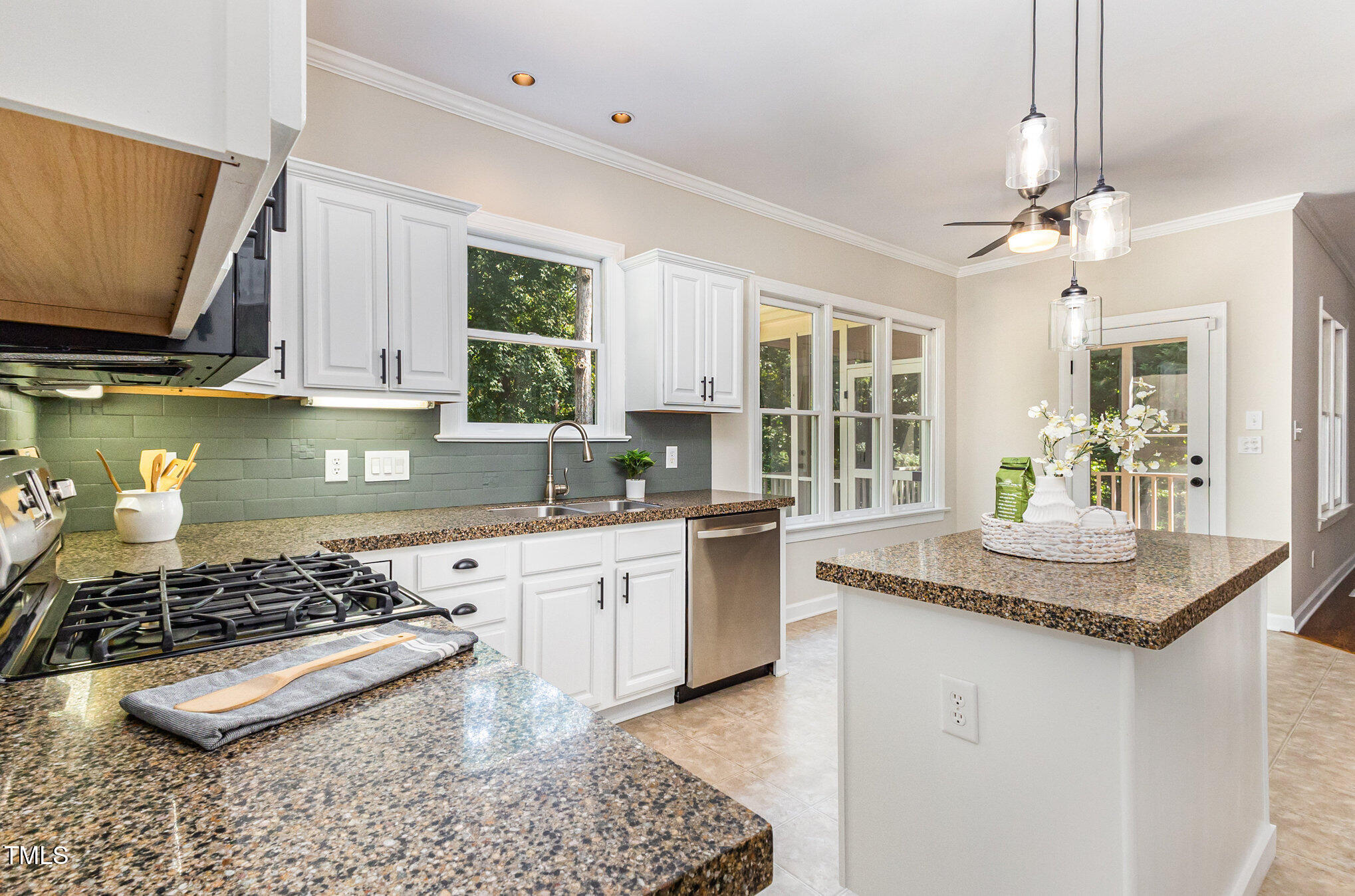 3220 Falconhurst Drive