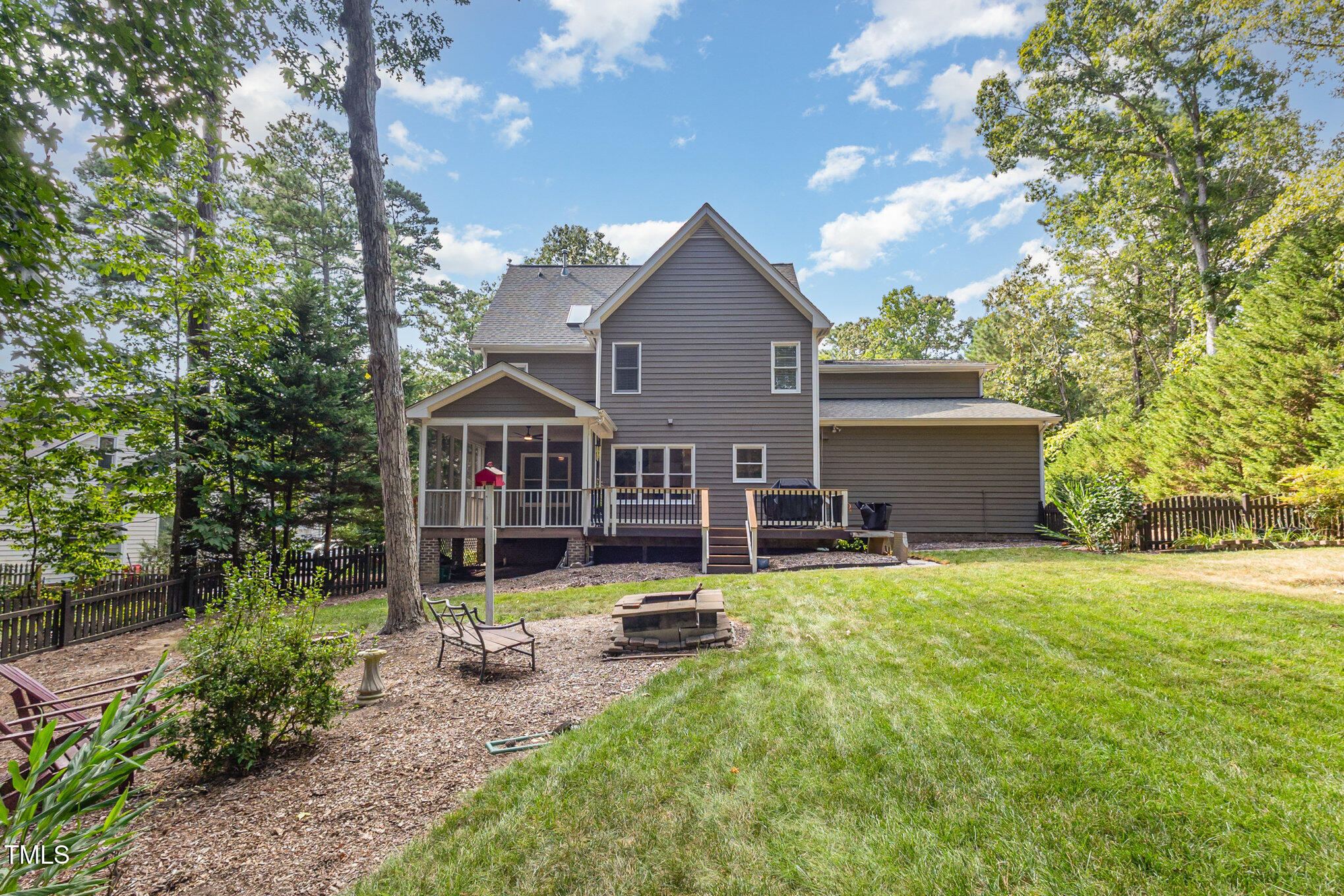 3220 Falconhurst Drive