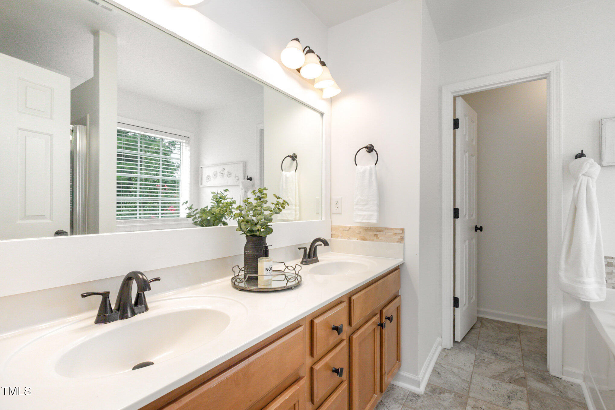 5001 Alenja Lane