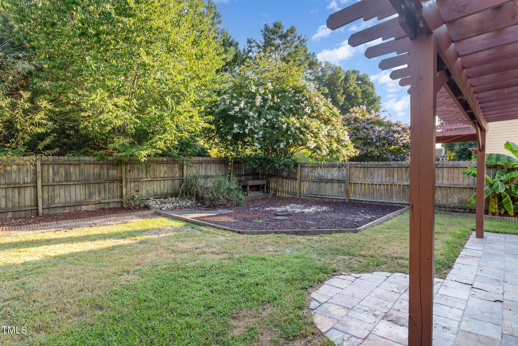 5001 Alenja Lane