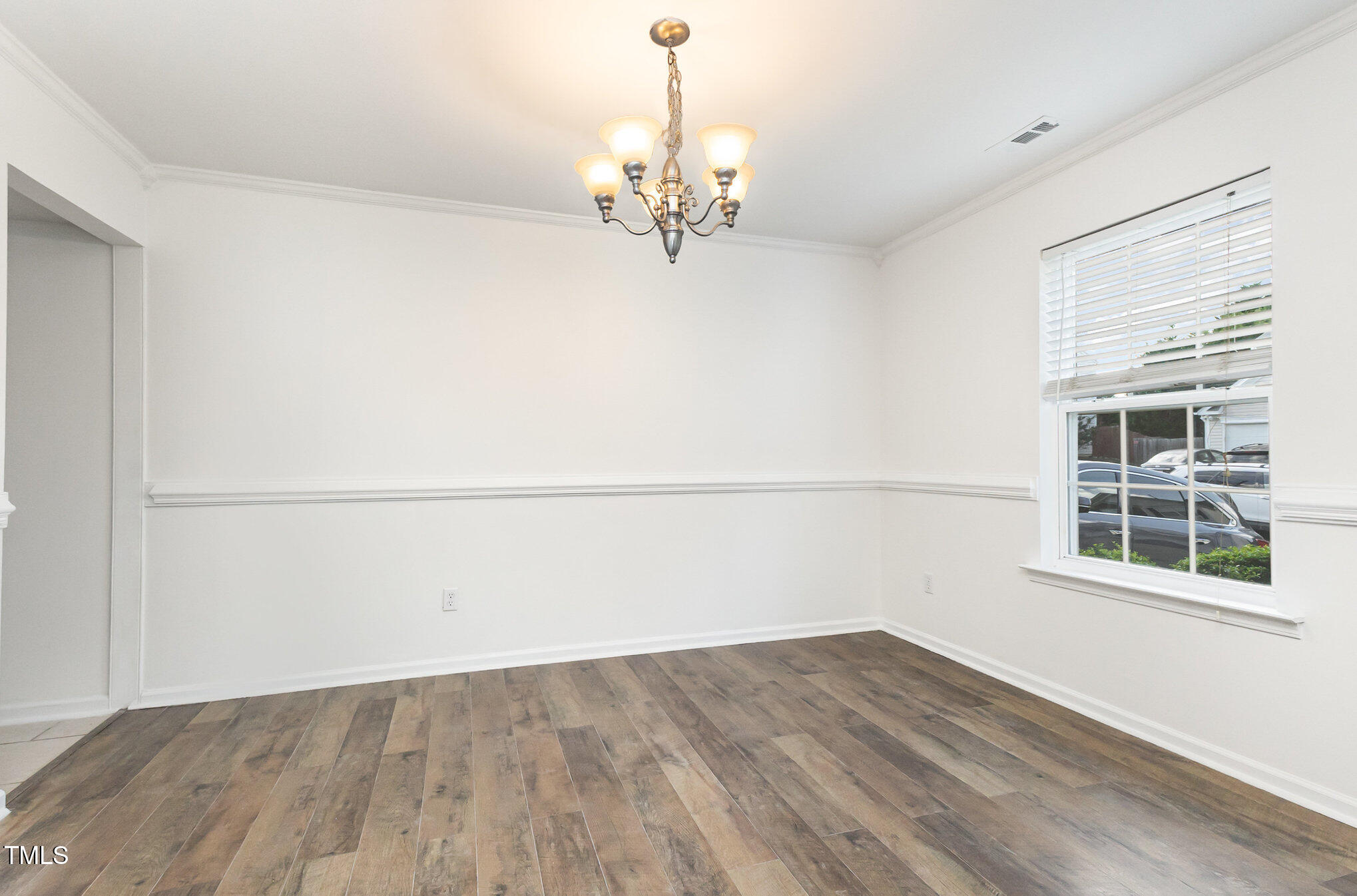 5001 Alenja Lane