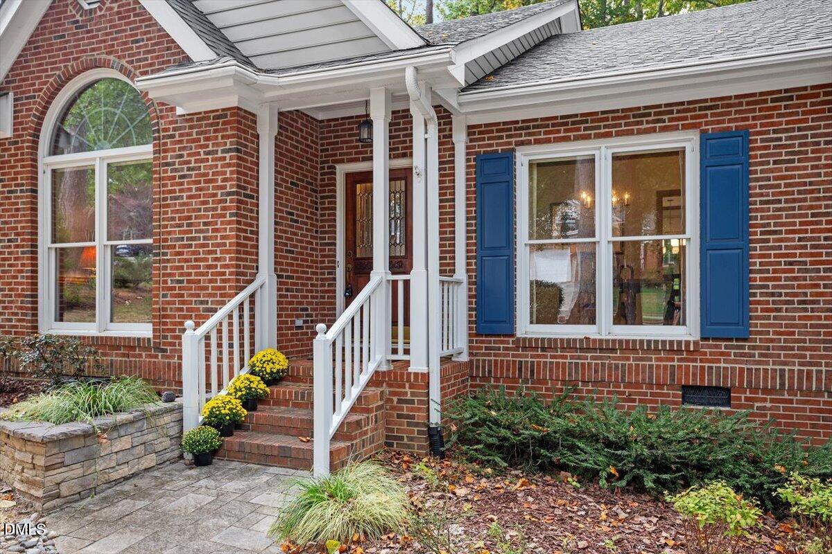 102 Coventry Lane
