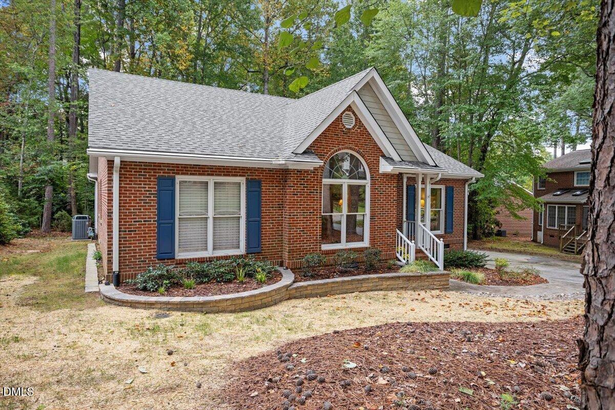 102 Coventry Lane
