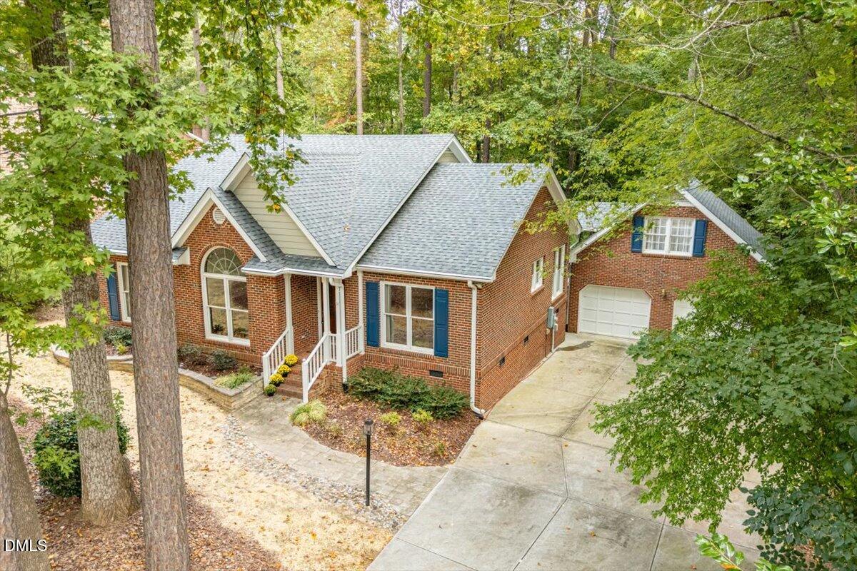 102 Coventry Lane