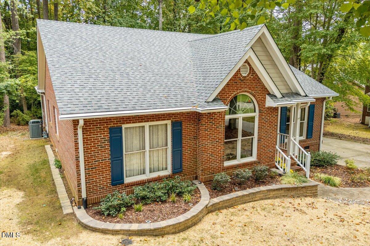 102 Coventry Lane