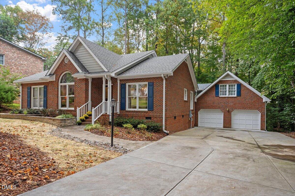 102 Coventry Lane