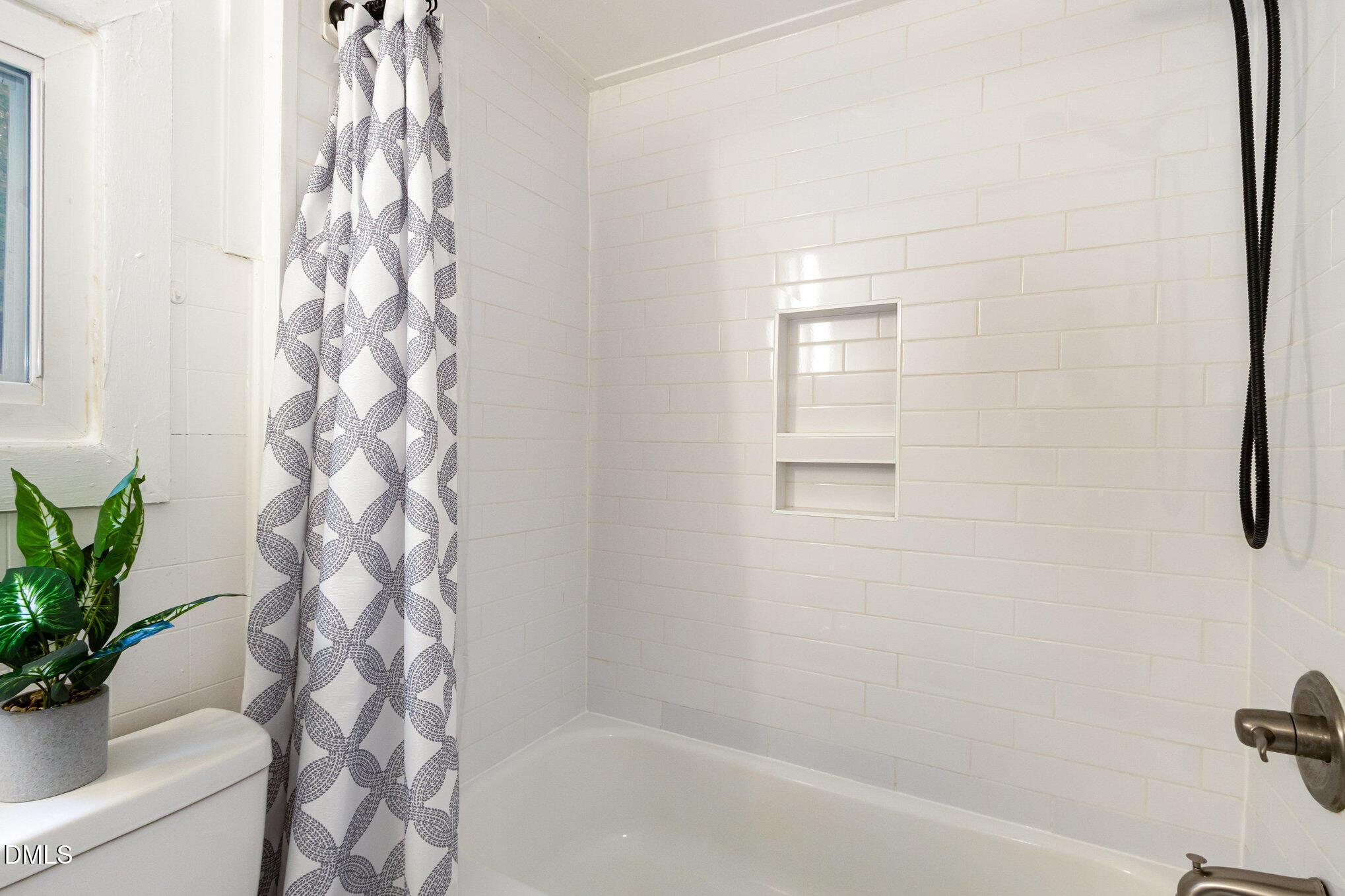 676 Roberts Chapel Church Road