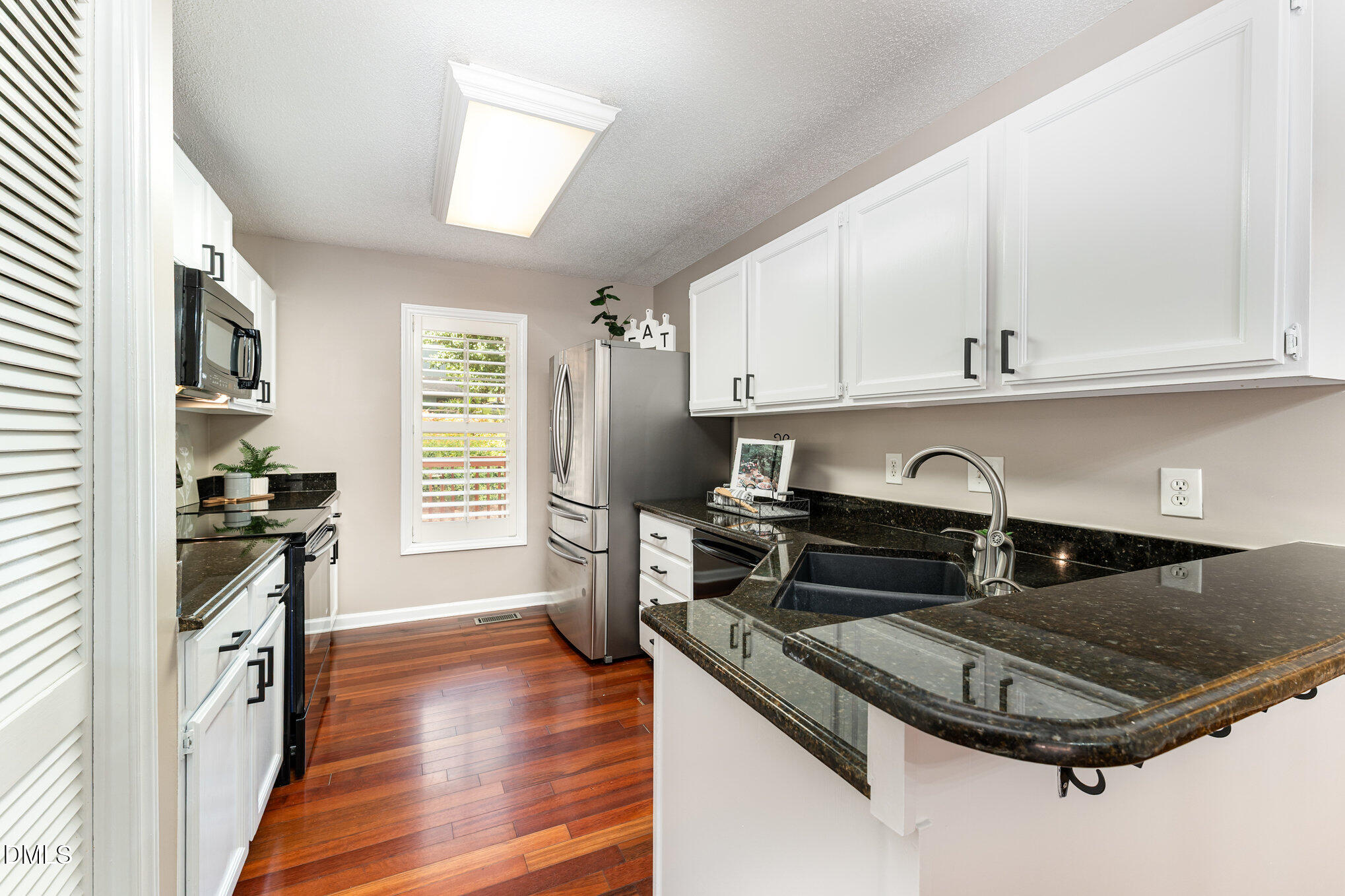 2817 Rue Sans Famille