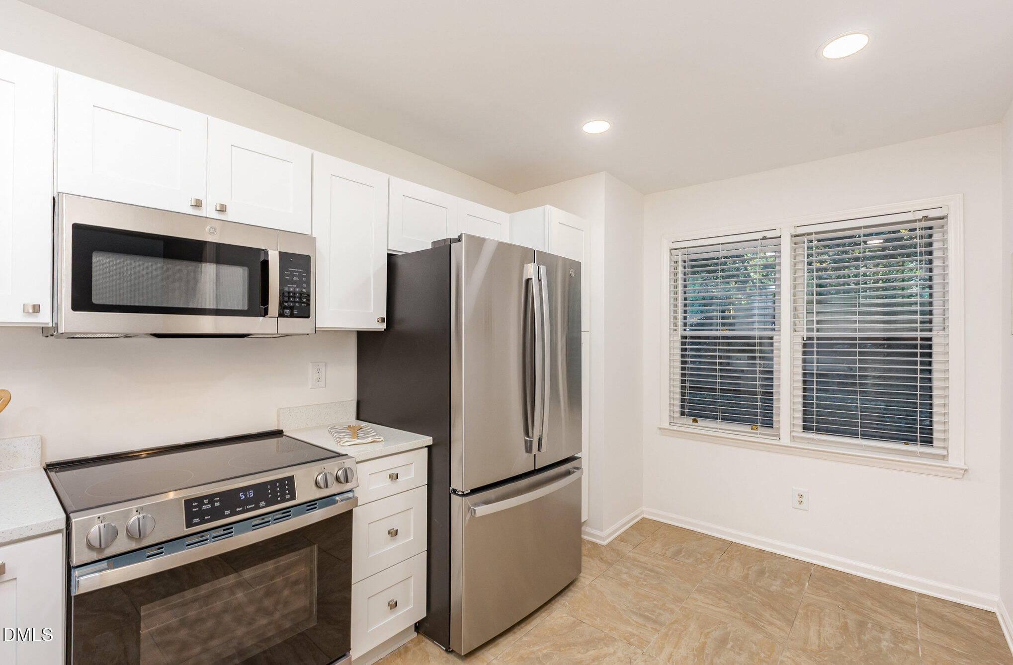 403 Broad Leaf Circle