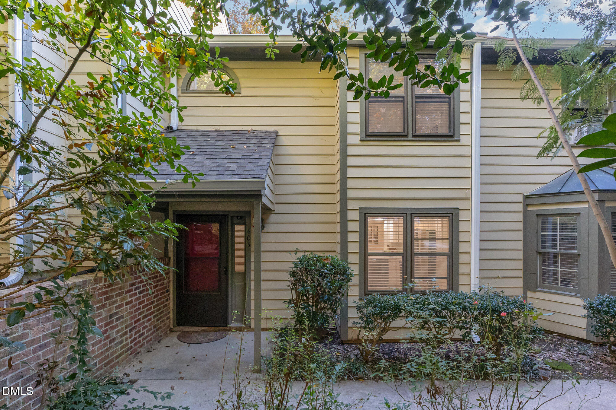 403 Broad Leaf Circle