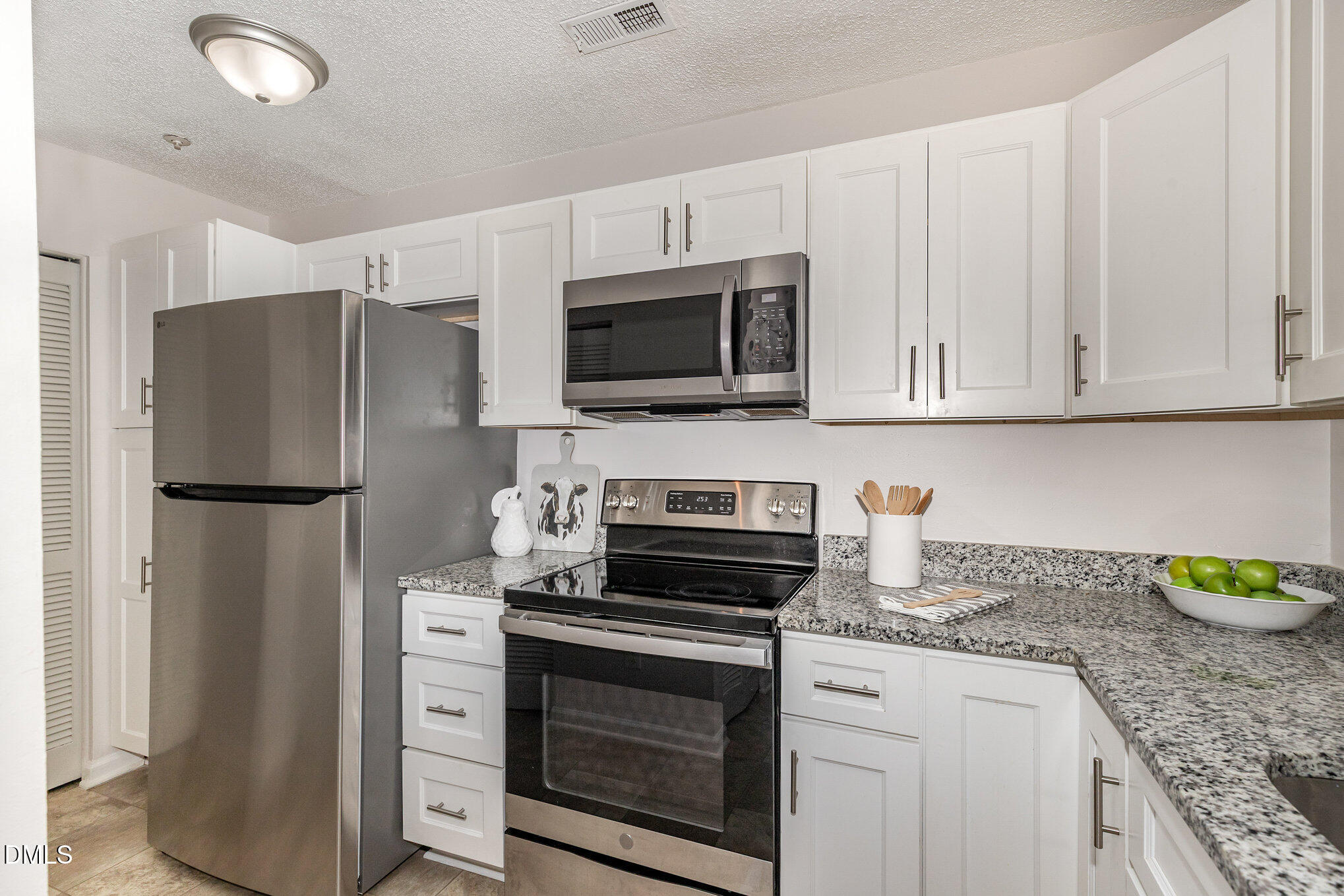 4911 Hollenden Drive # 108