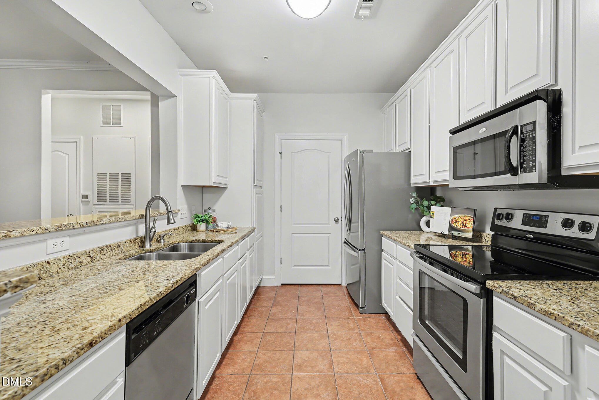 2810 Bedford Green Drive # 207