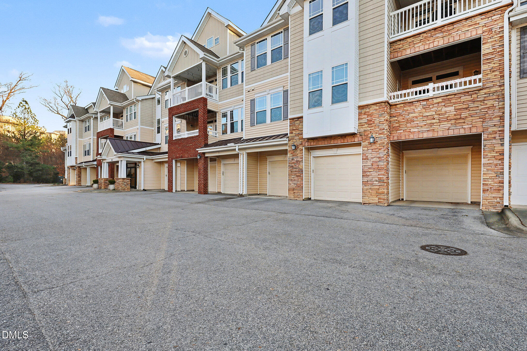 2810 Bedford Green Drive # 207