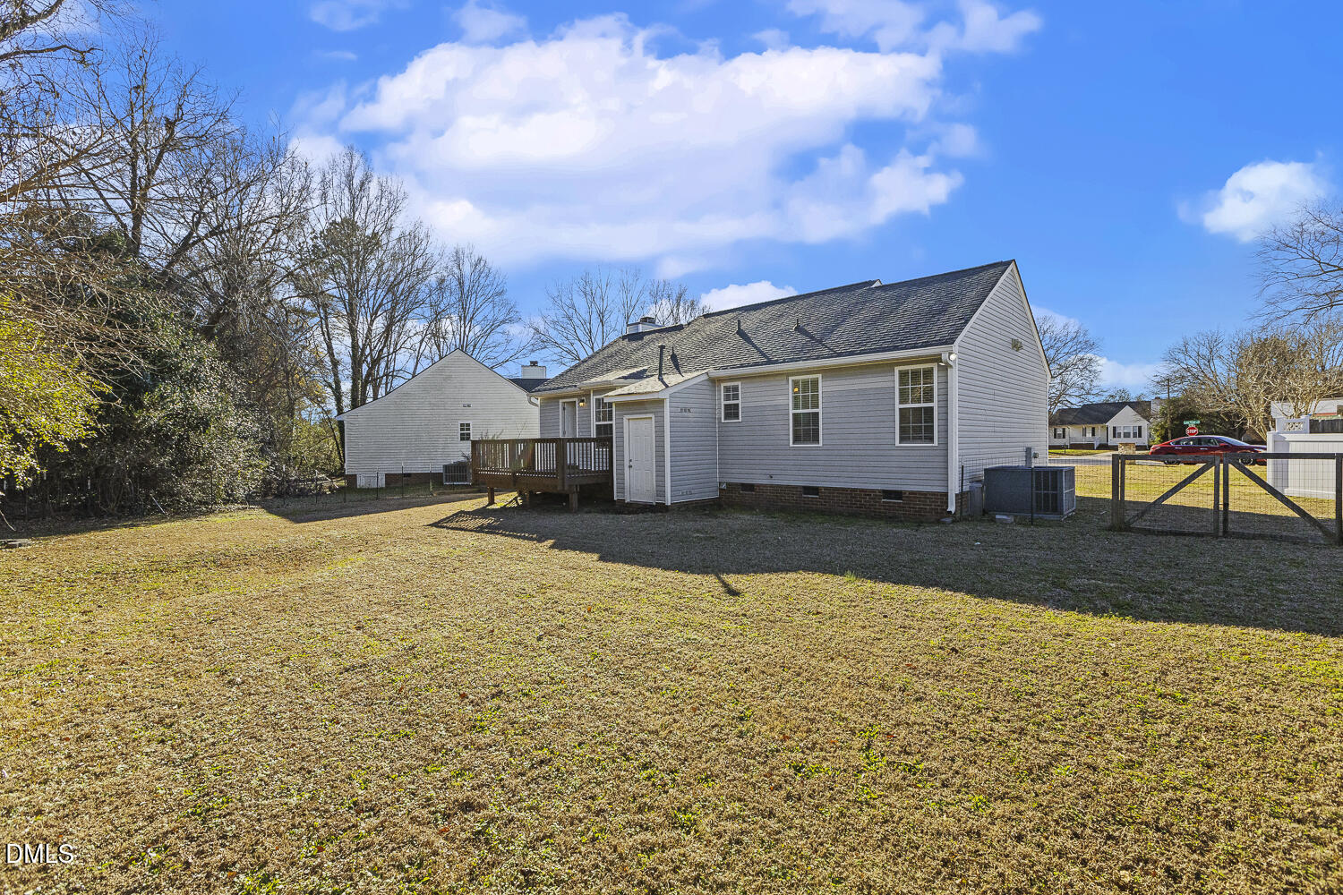 5709 Angelfish Court