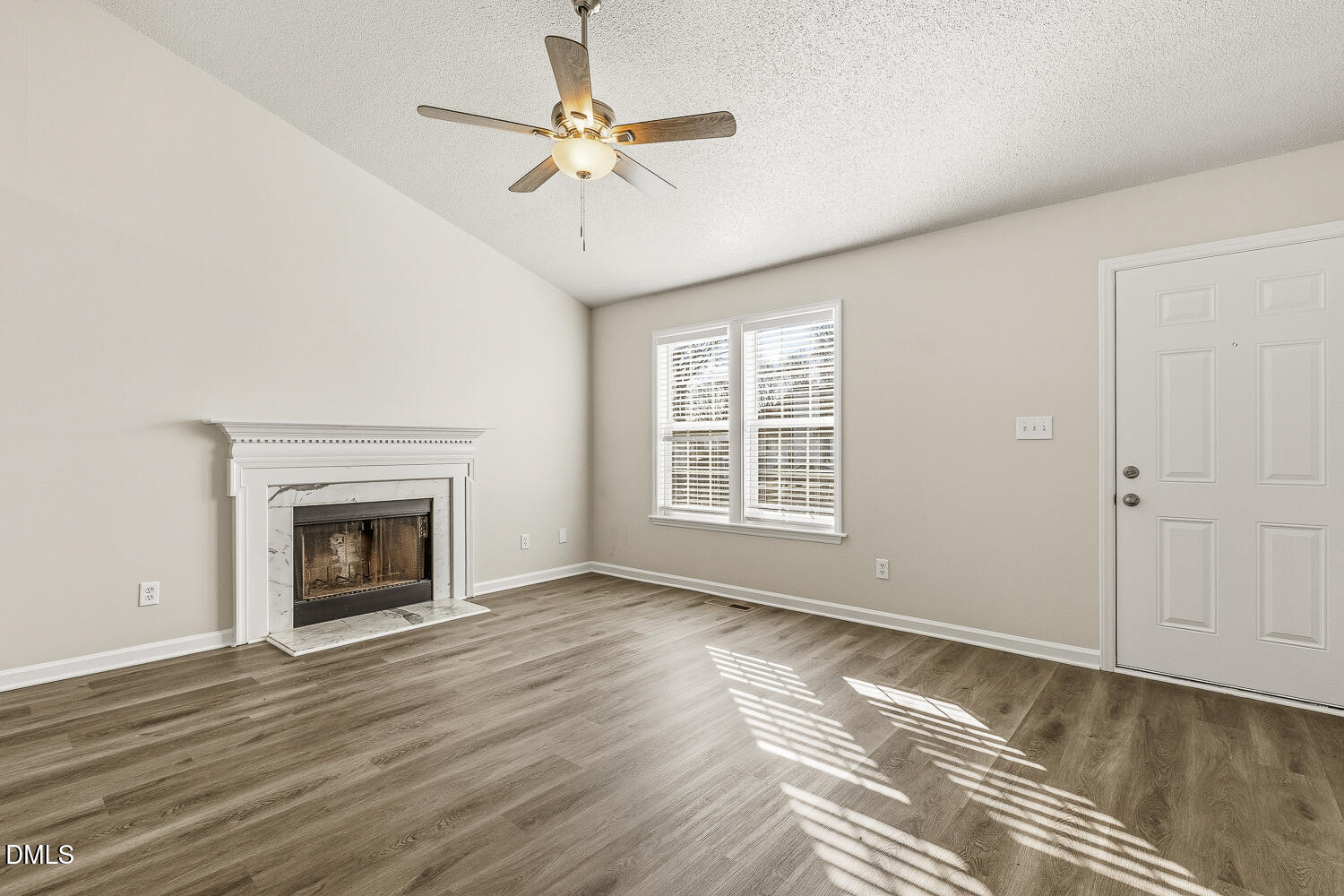 5709 Angelfish Court