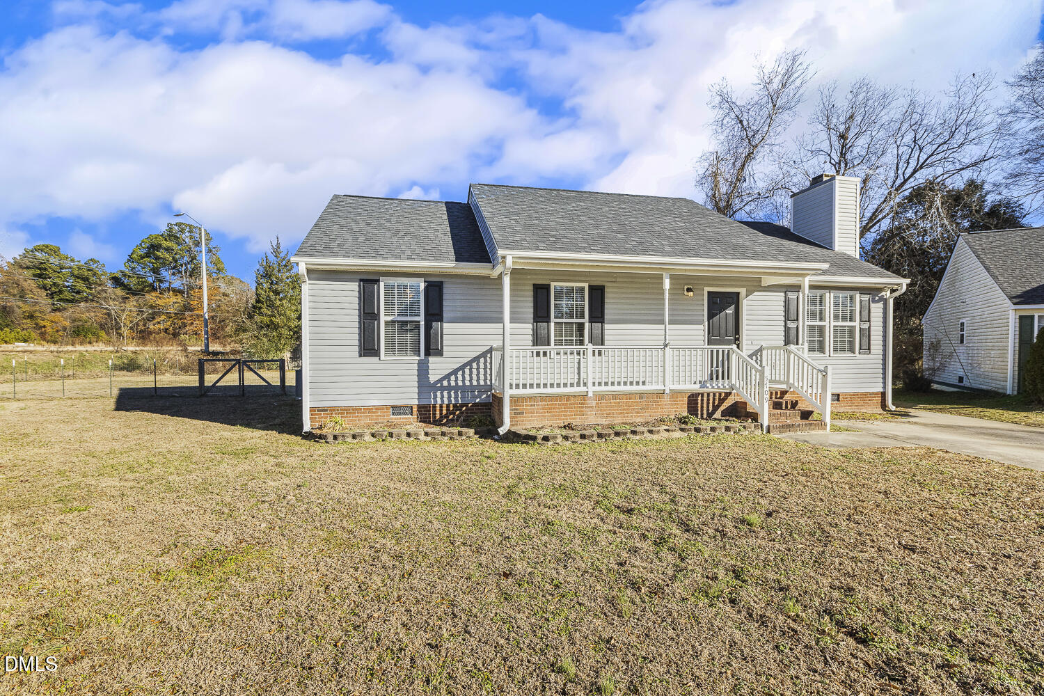 5709 Angelfish Court