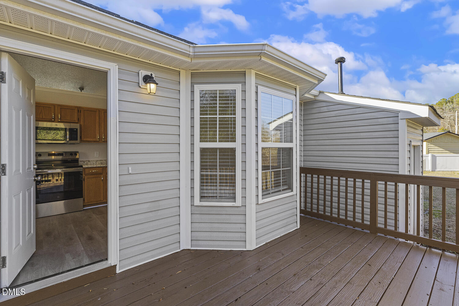 5709 Angelfish Court