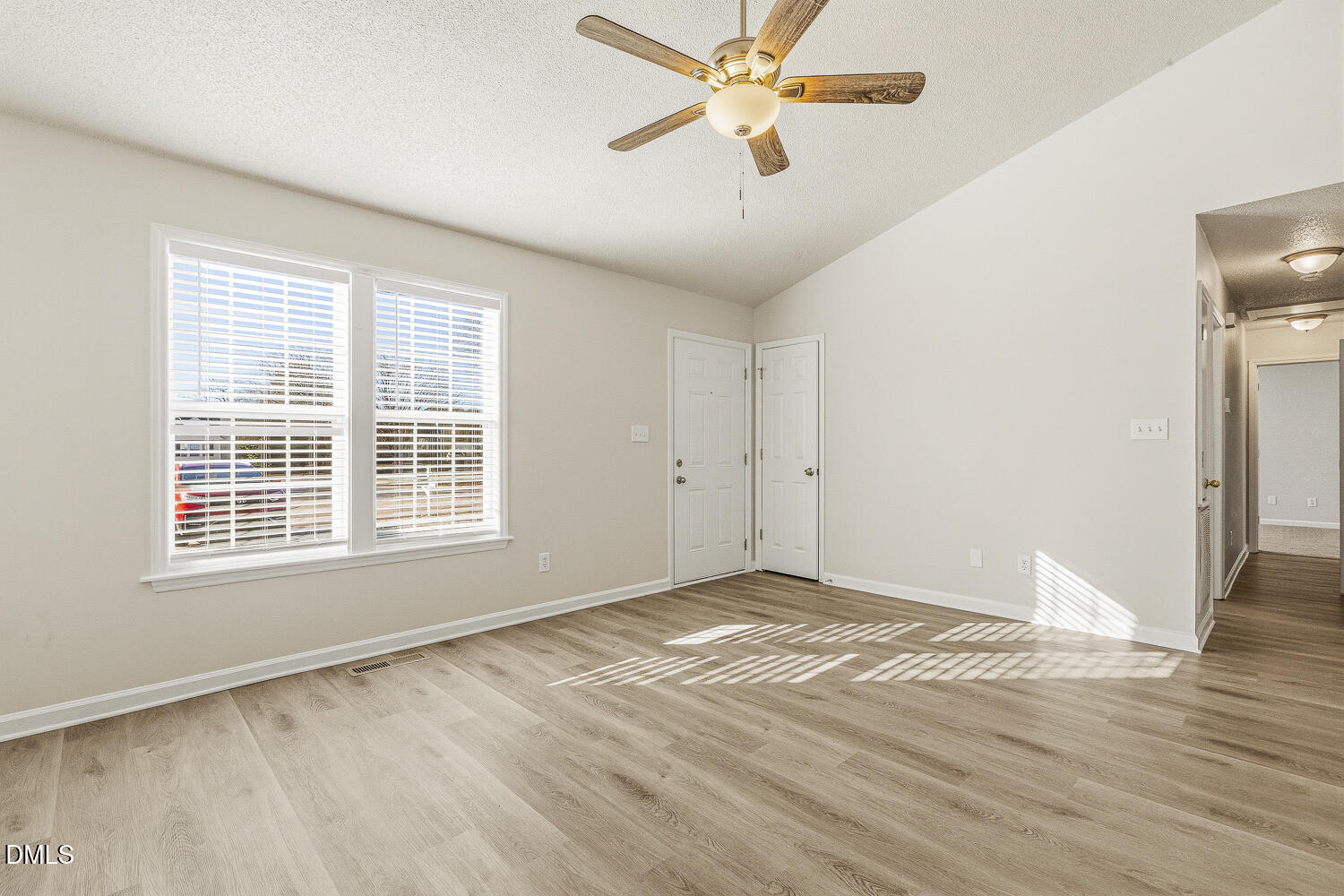 5709 Angelfish Court