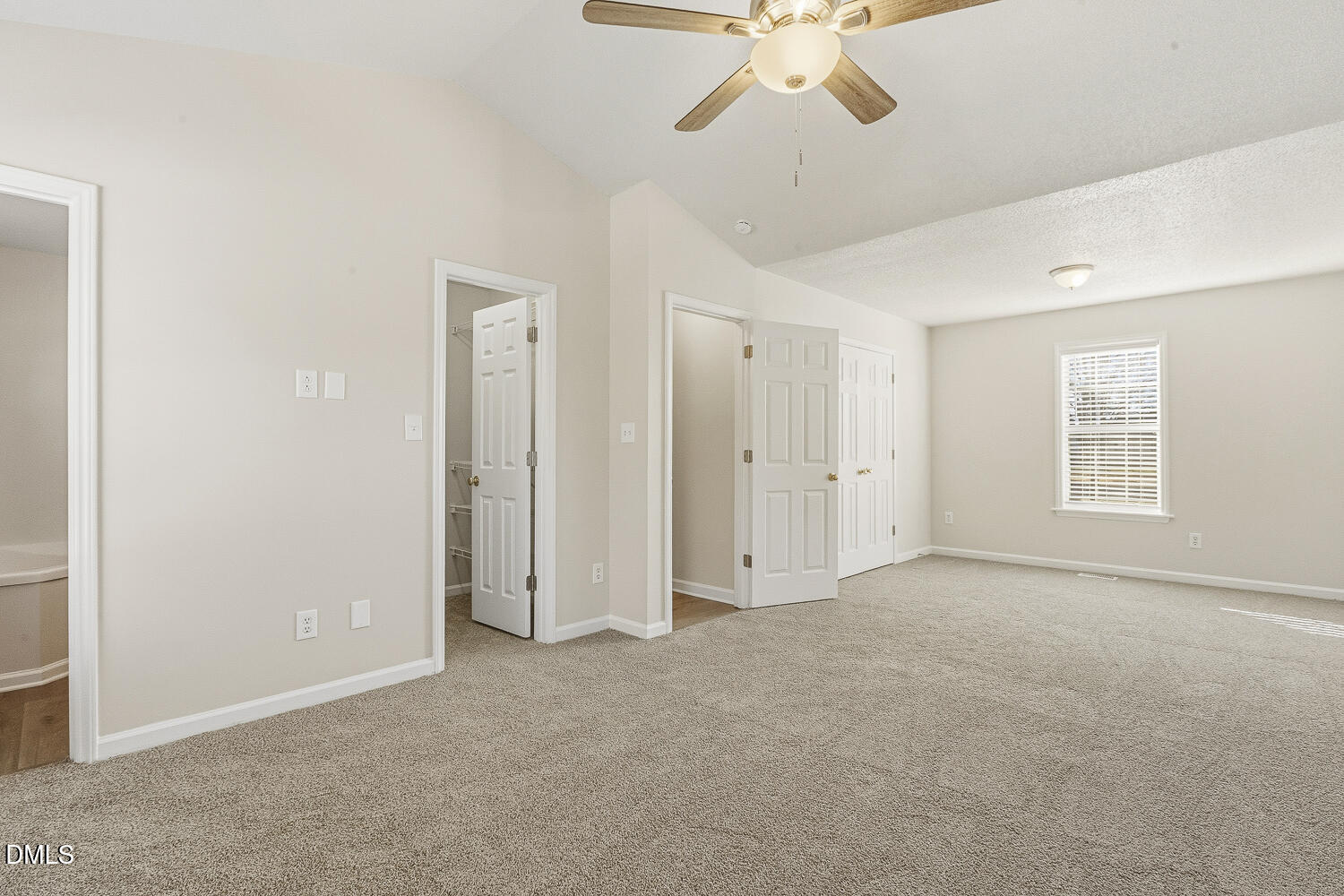 5709 Angelfish Court