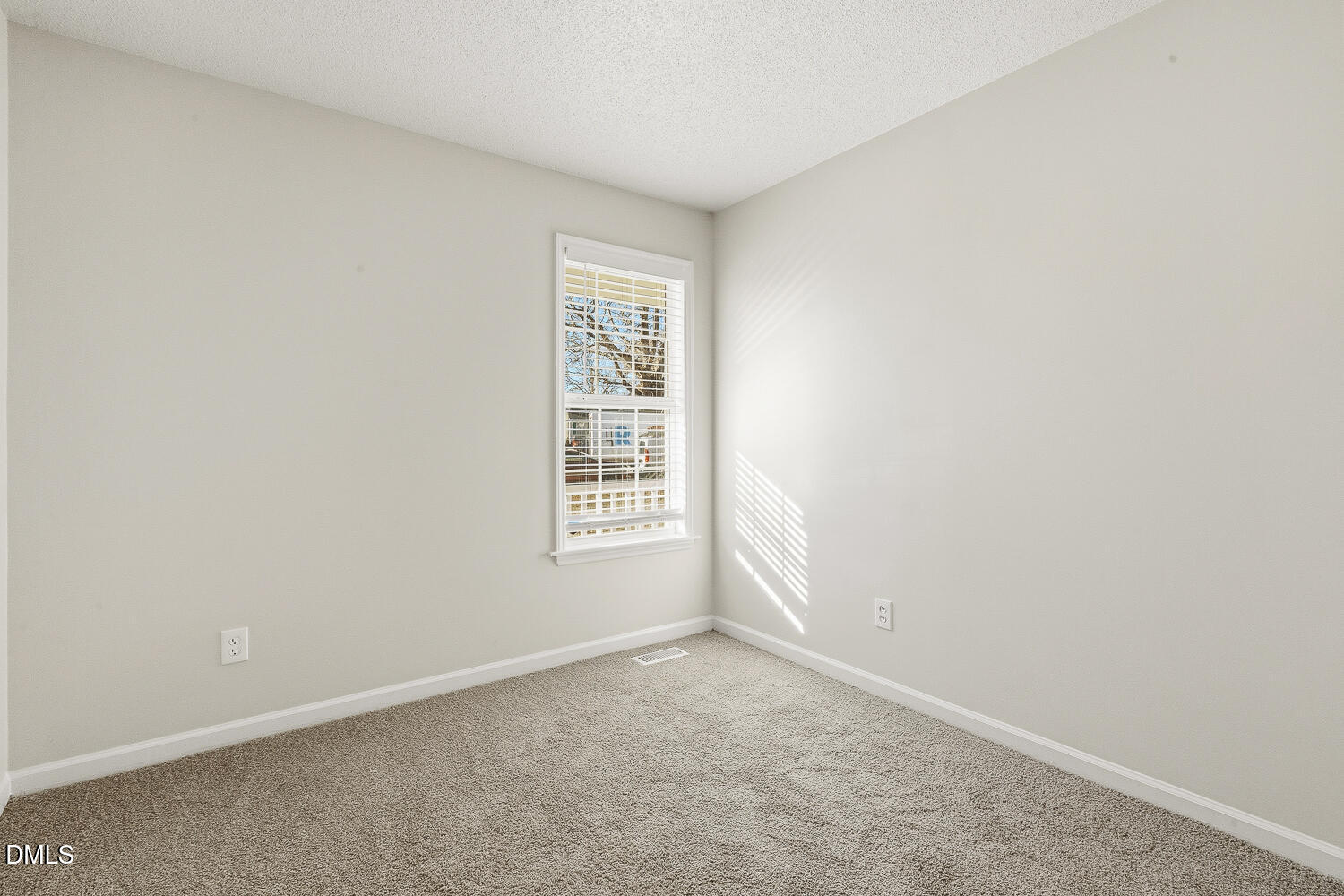 5709 Angelfish Court