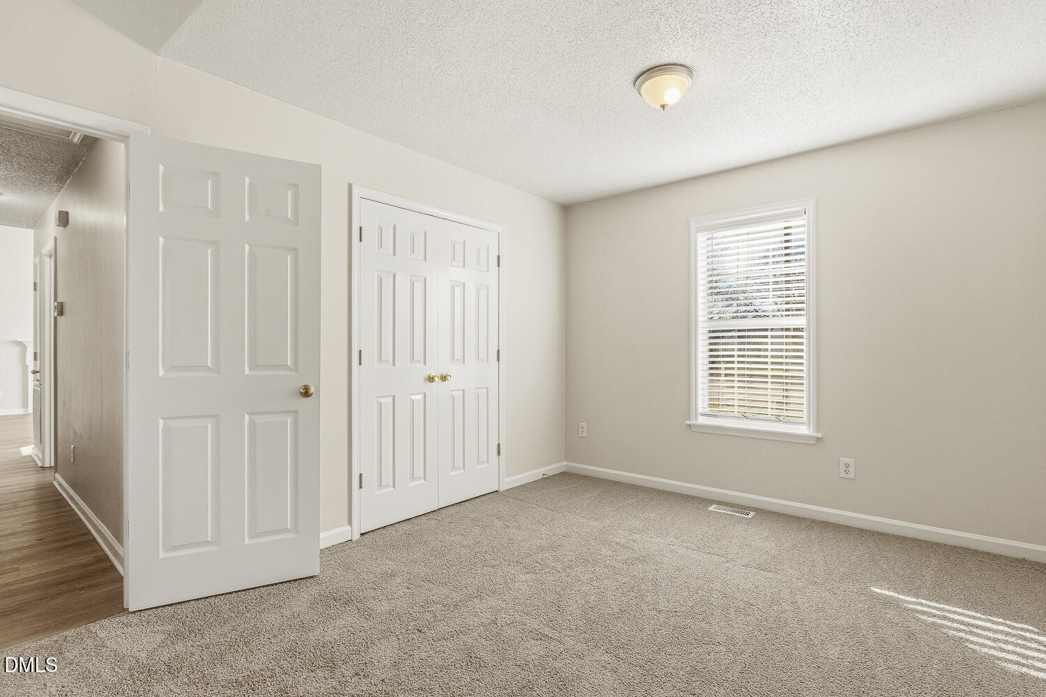 5709 Angelfish Court