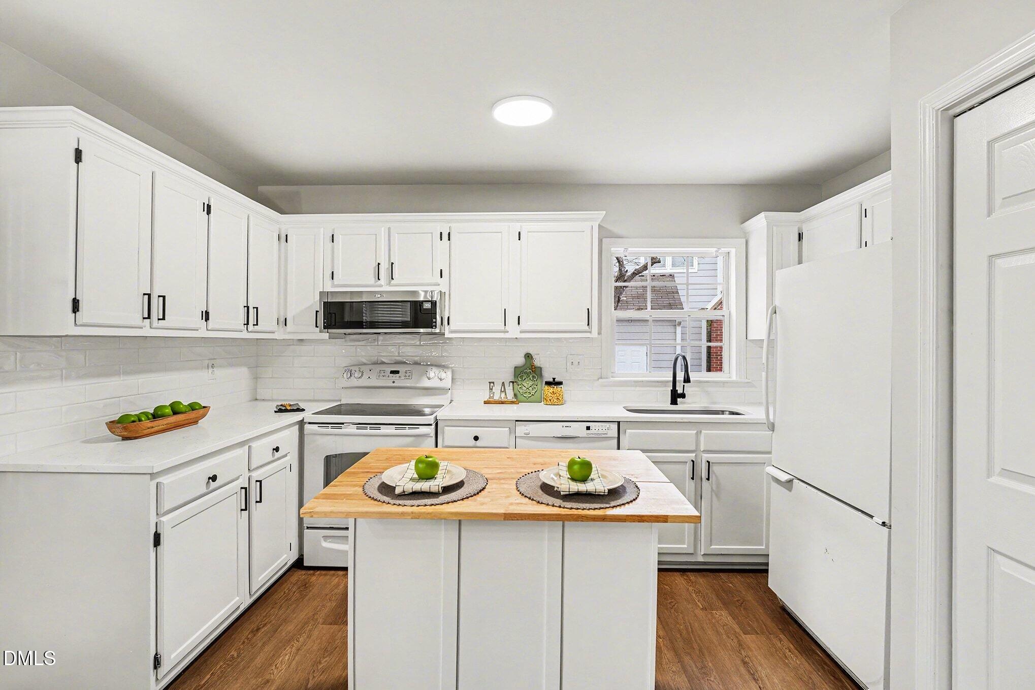 4 Cobble Glen Court