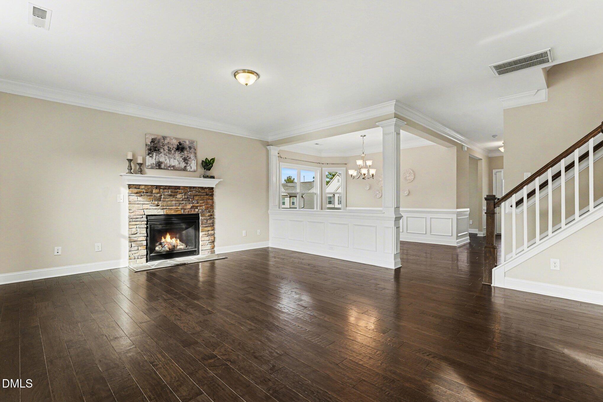 1105 Searstone Court