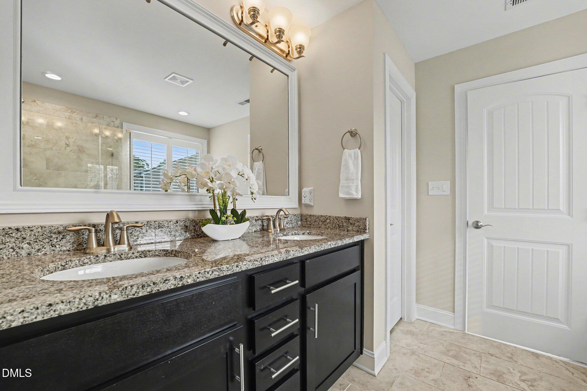 1105 Searstone Court