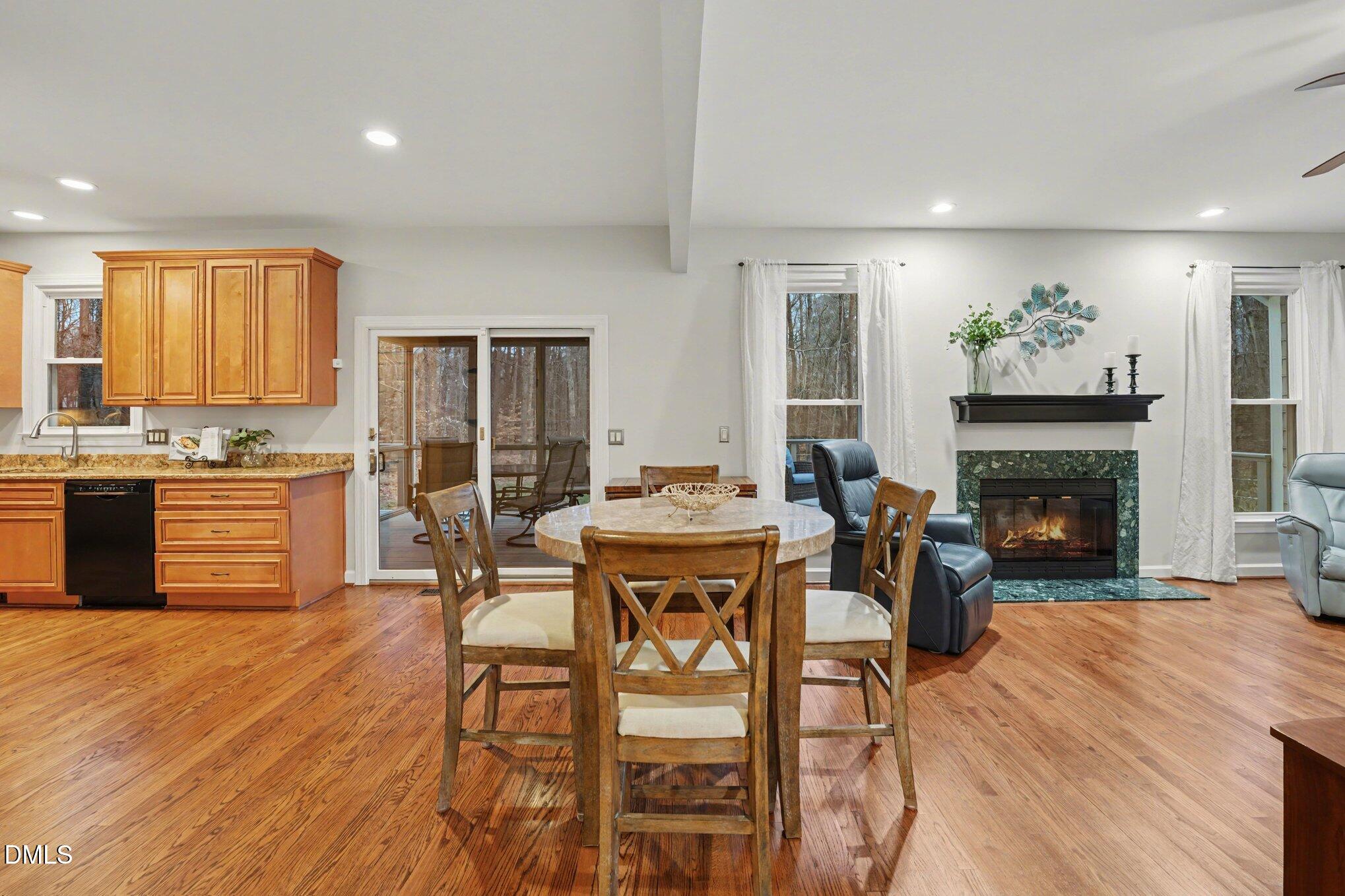 9412 Springdale Drive