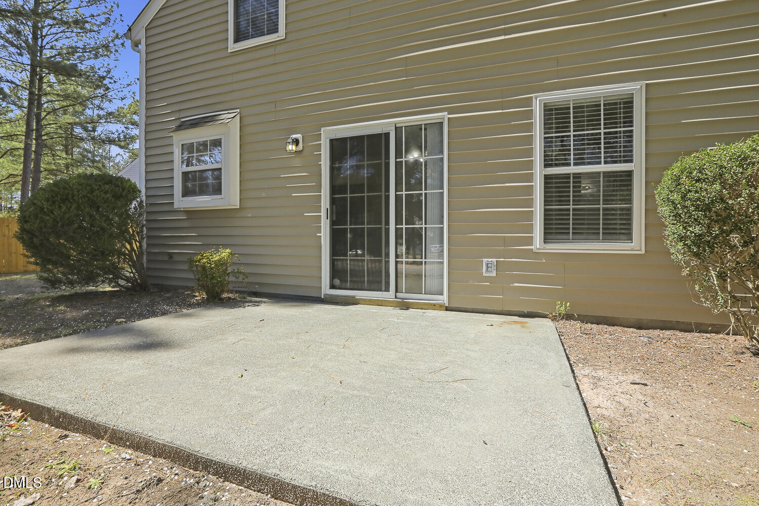 6 Cayman Court