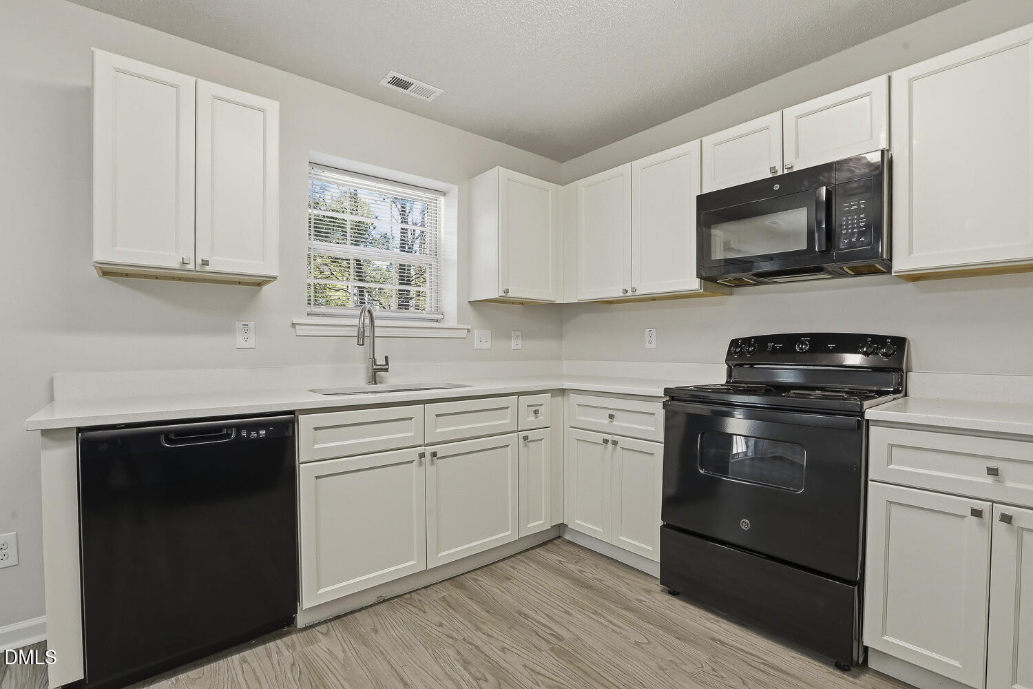 6 Cayman Court