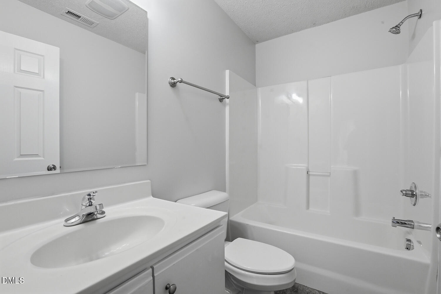 808 Woodside Park Lane