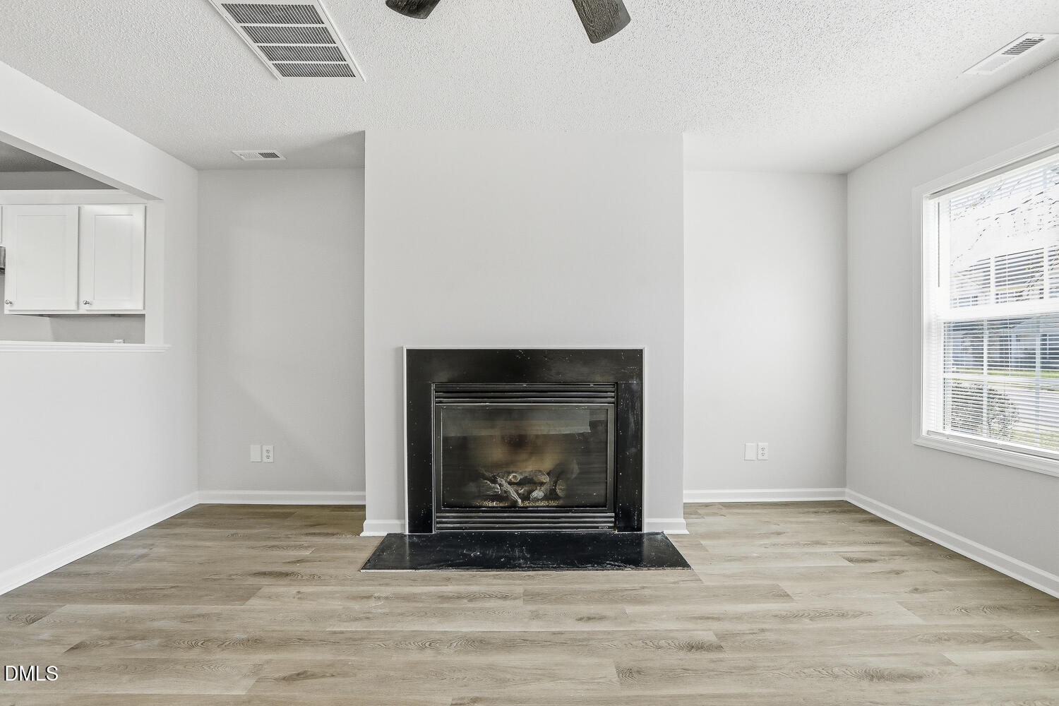 808 Woodside Park Lane