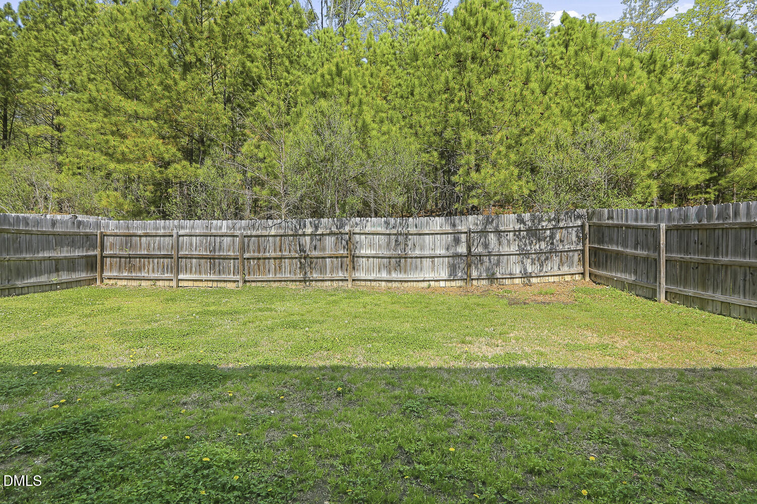 808 Woodside Park Lane