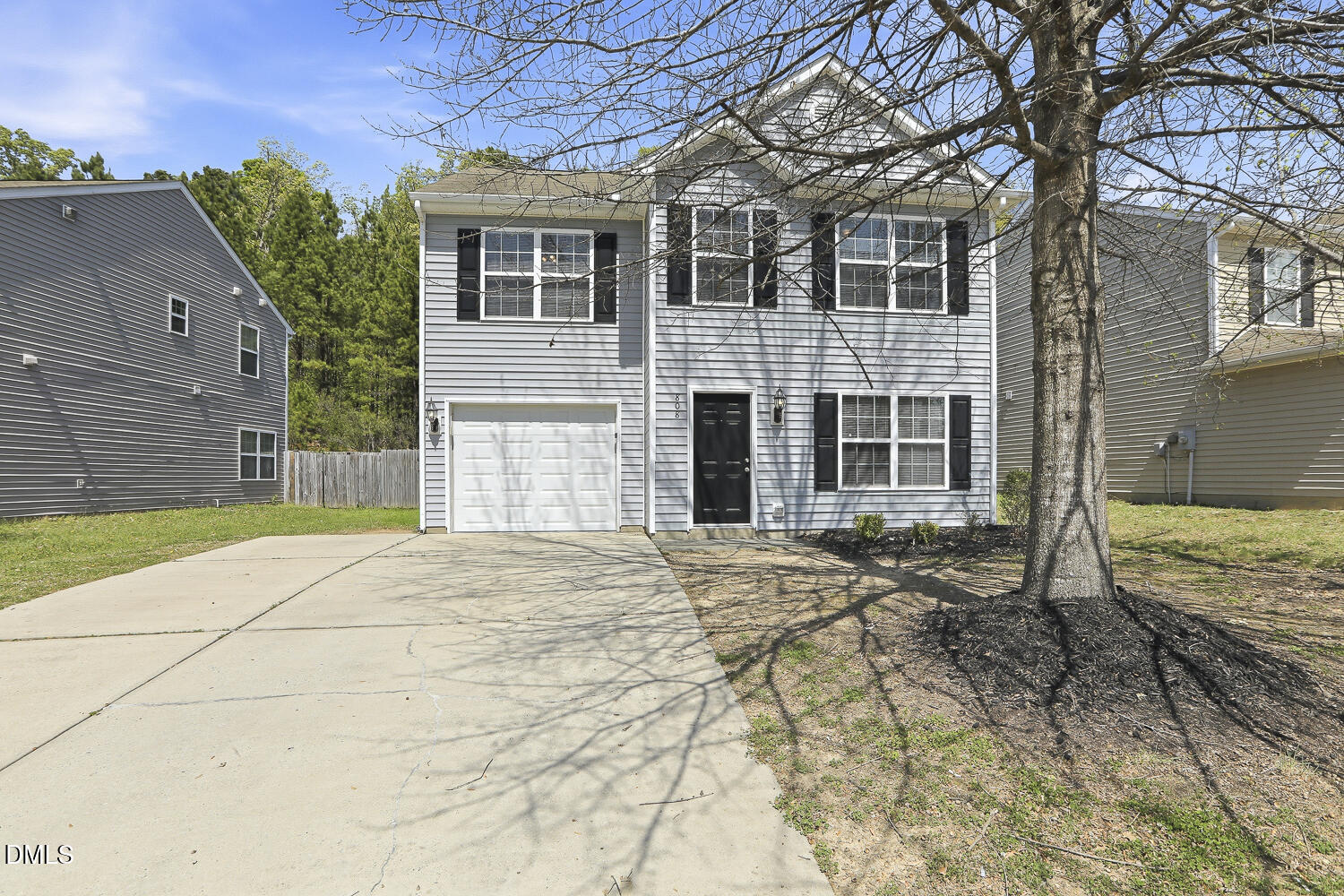 808 Woodside Park Lane