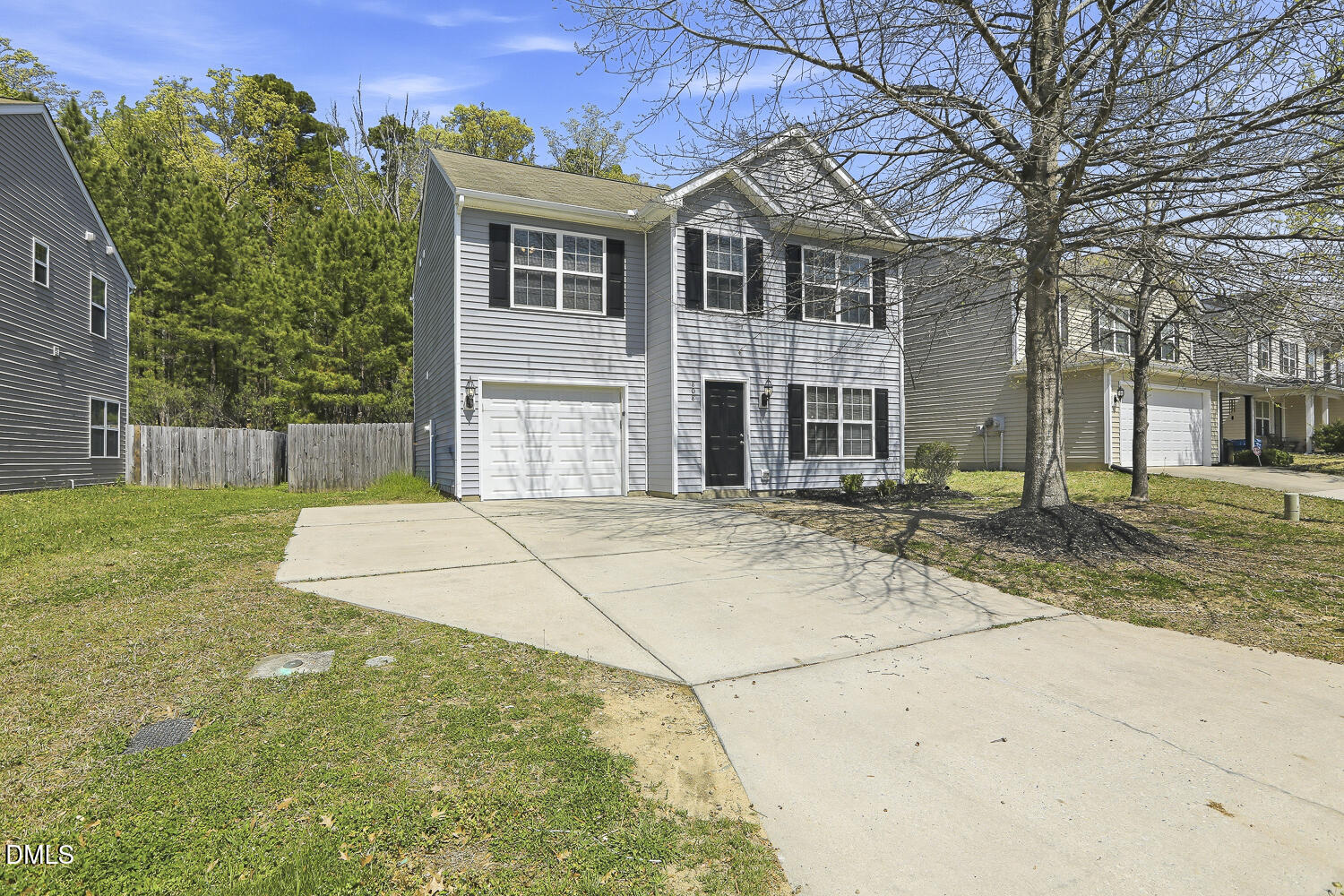 808 Woodside Park Lane