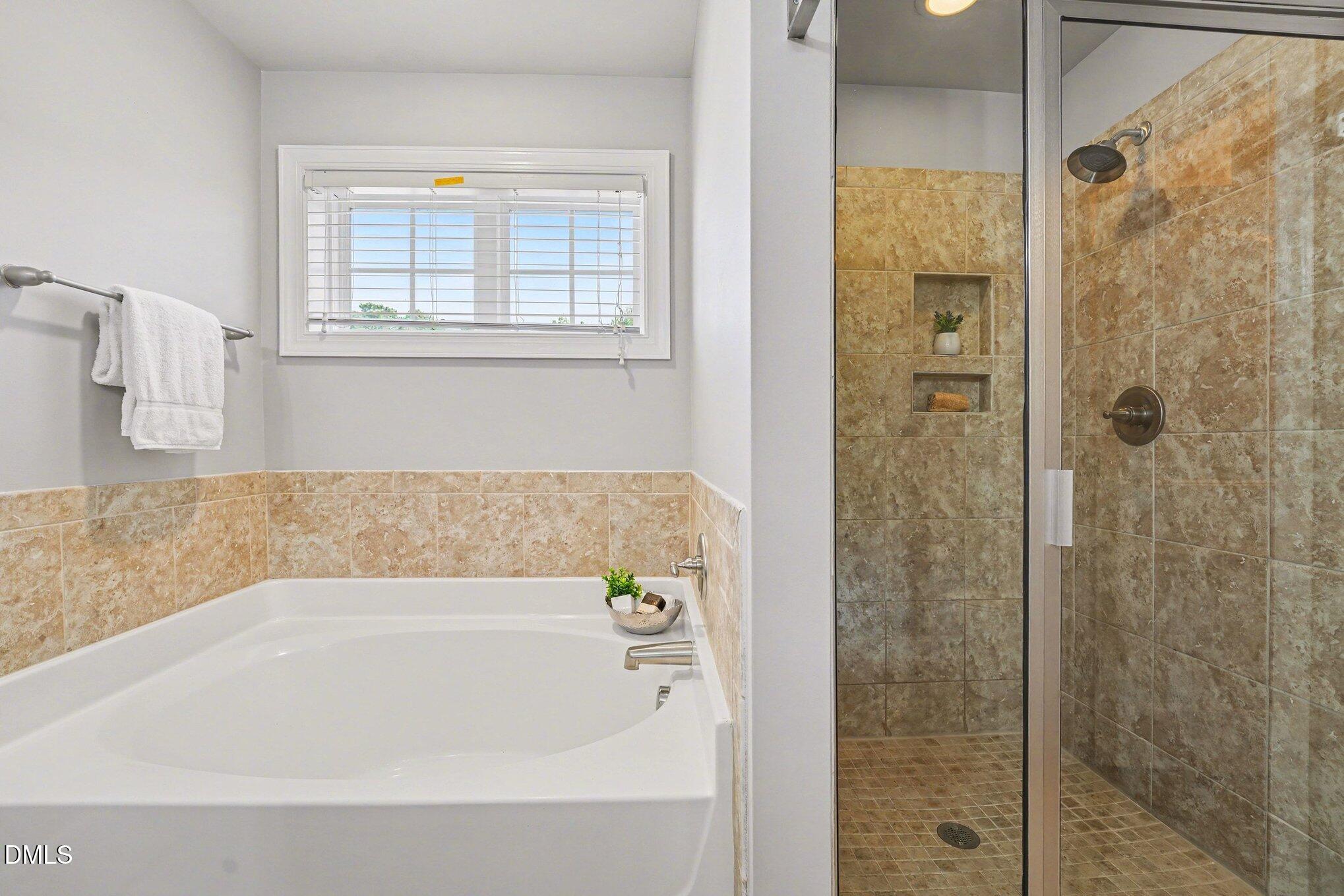 418 Banner Blue Court