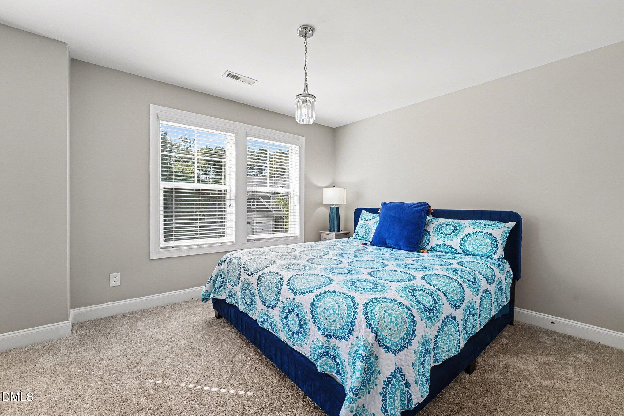 418 Banner Blue Court