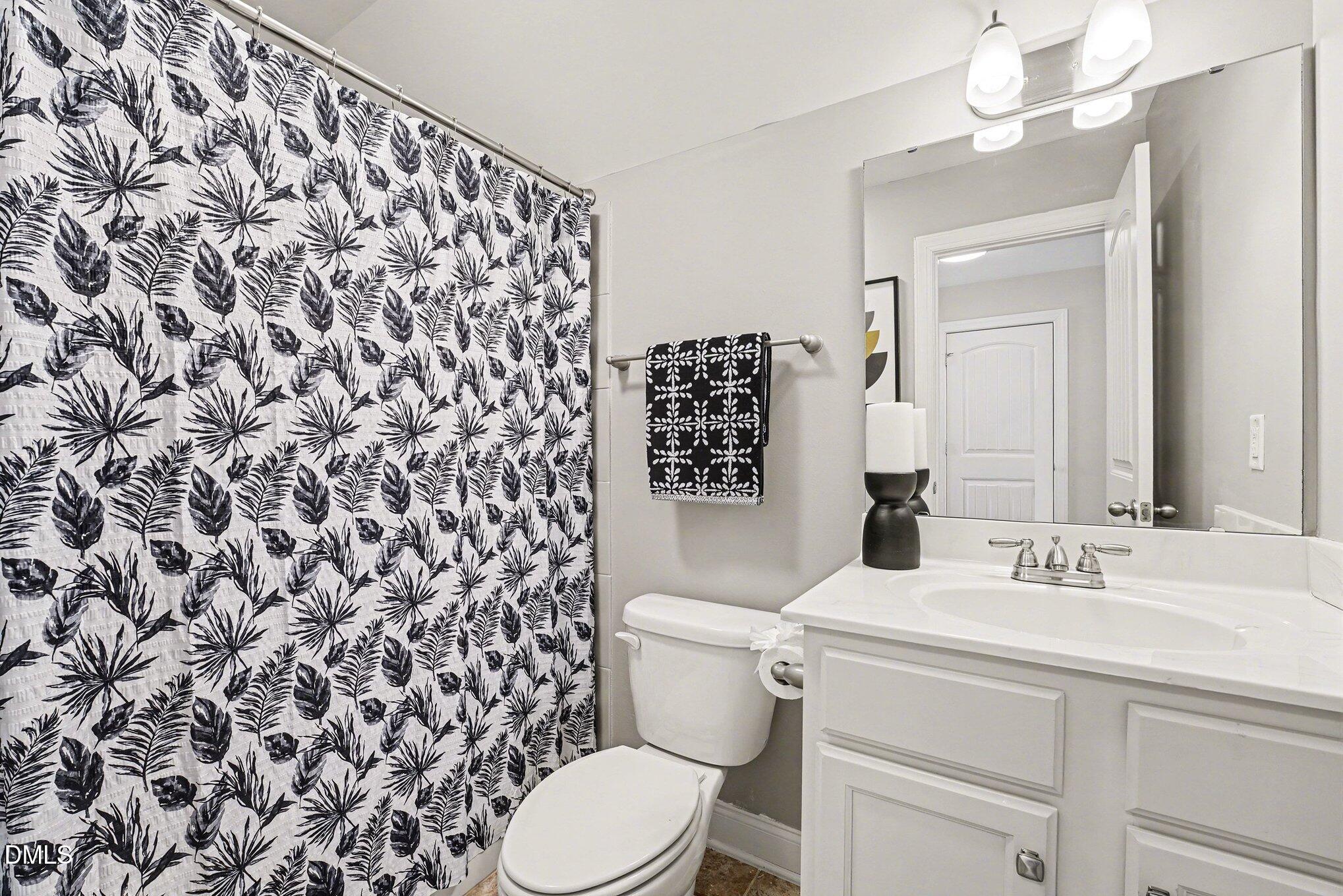 418 Banner Blue Court