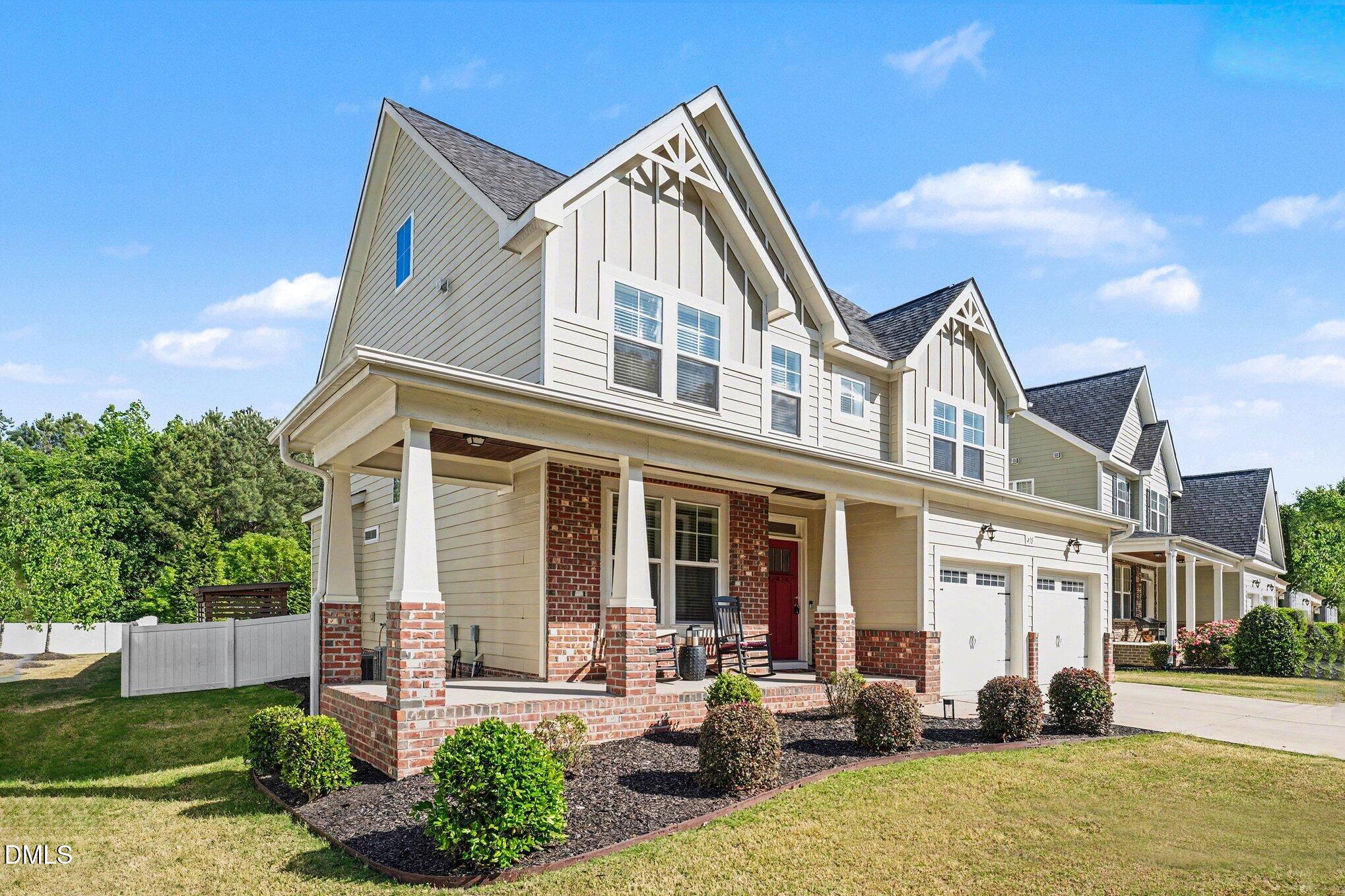 418 Banner Blue Court