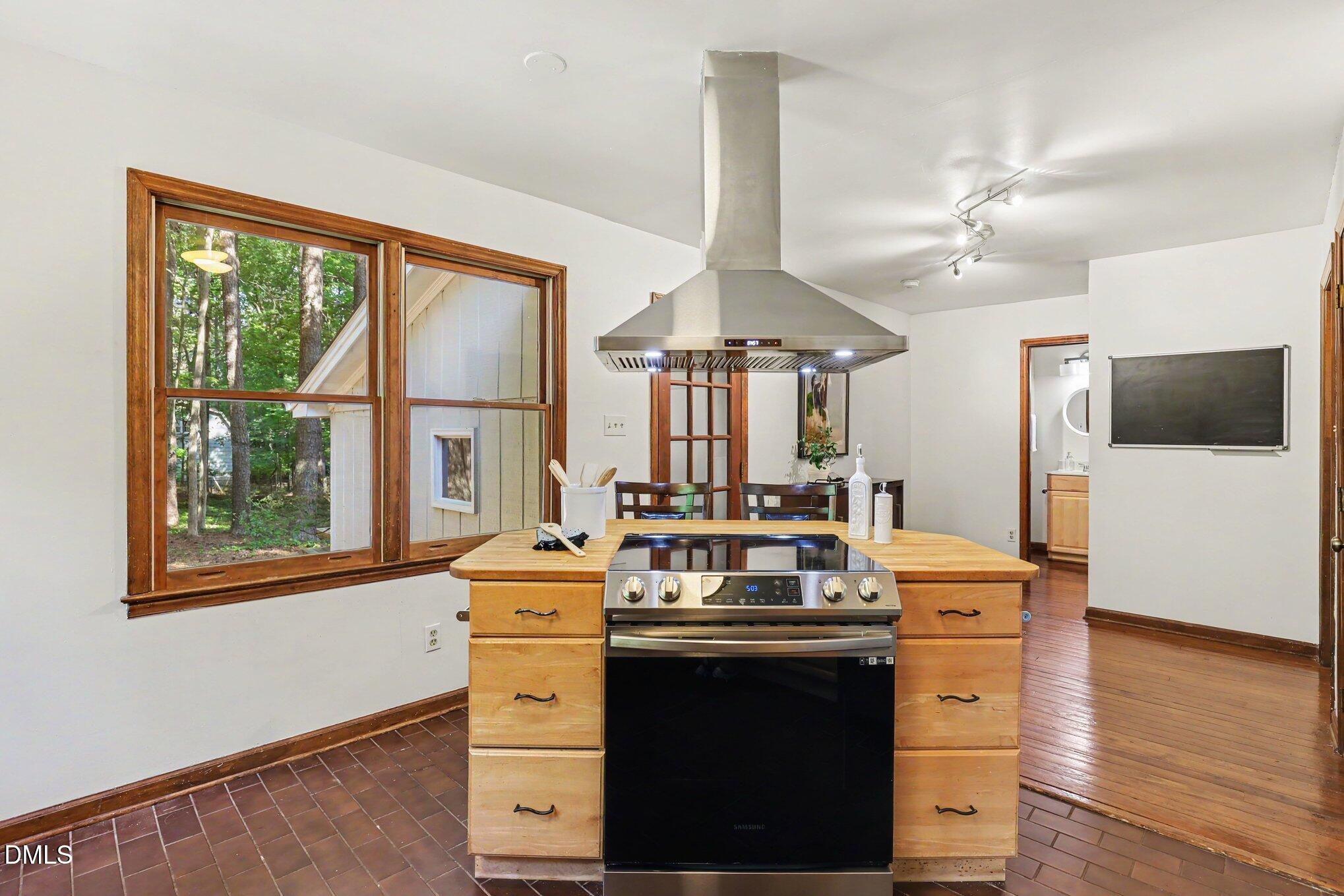1415 Debra Drive