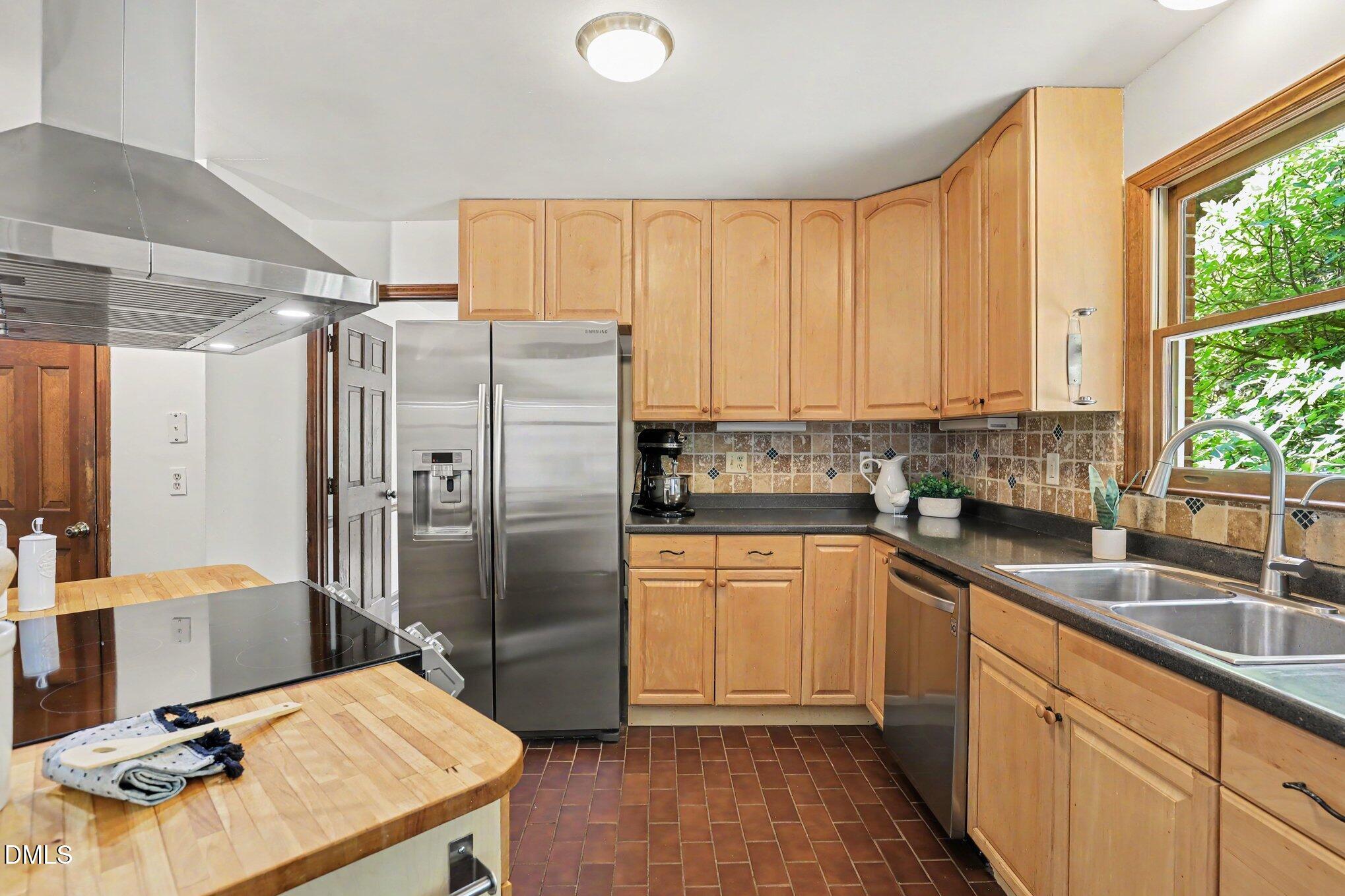1415 Debra Drive