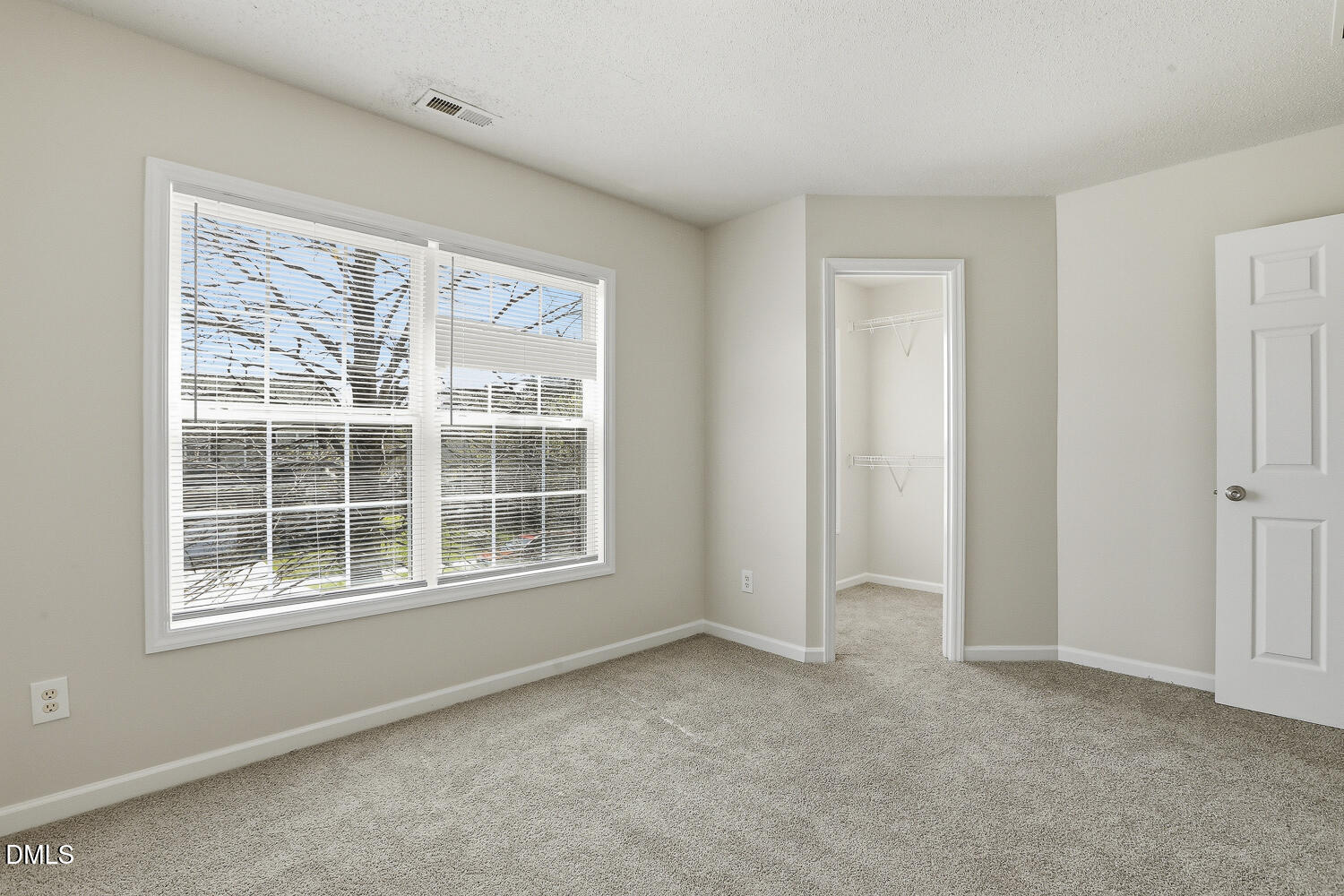 808 Woodside Park Lane