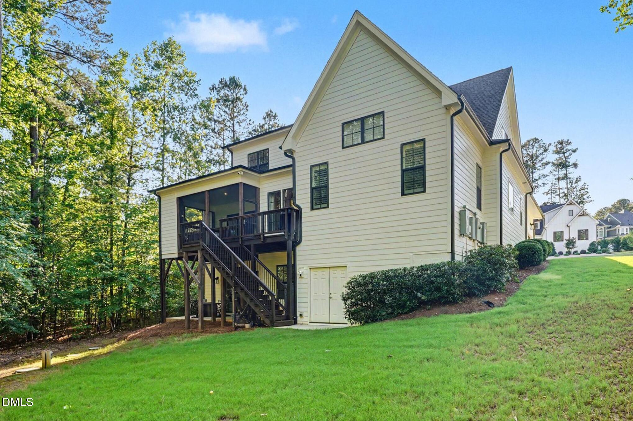 7704 Dover Hills Drive