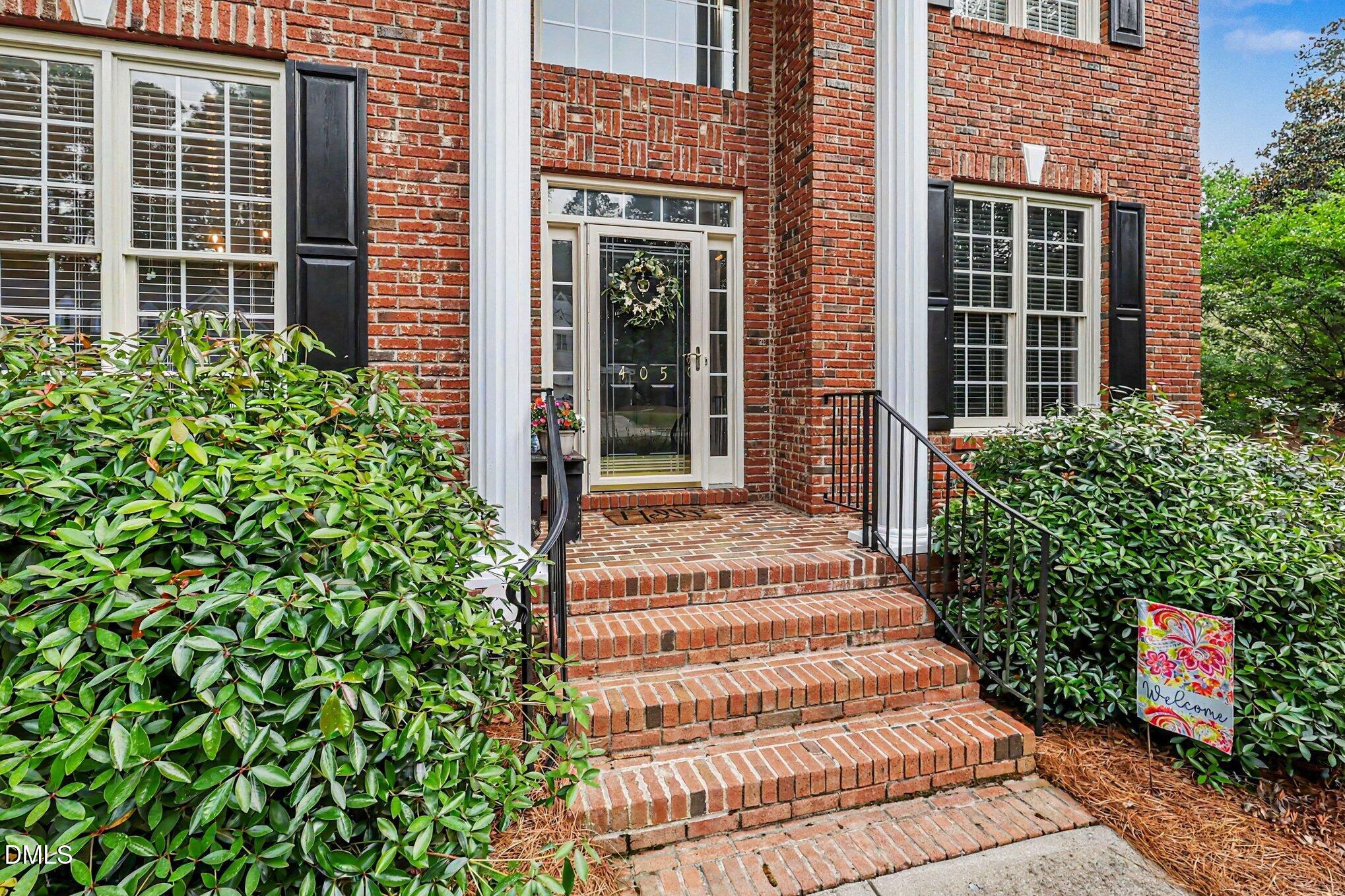 405 Chanticlair Drive