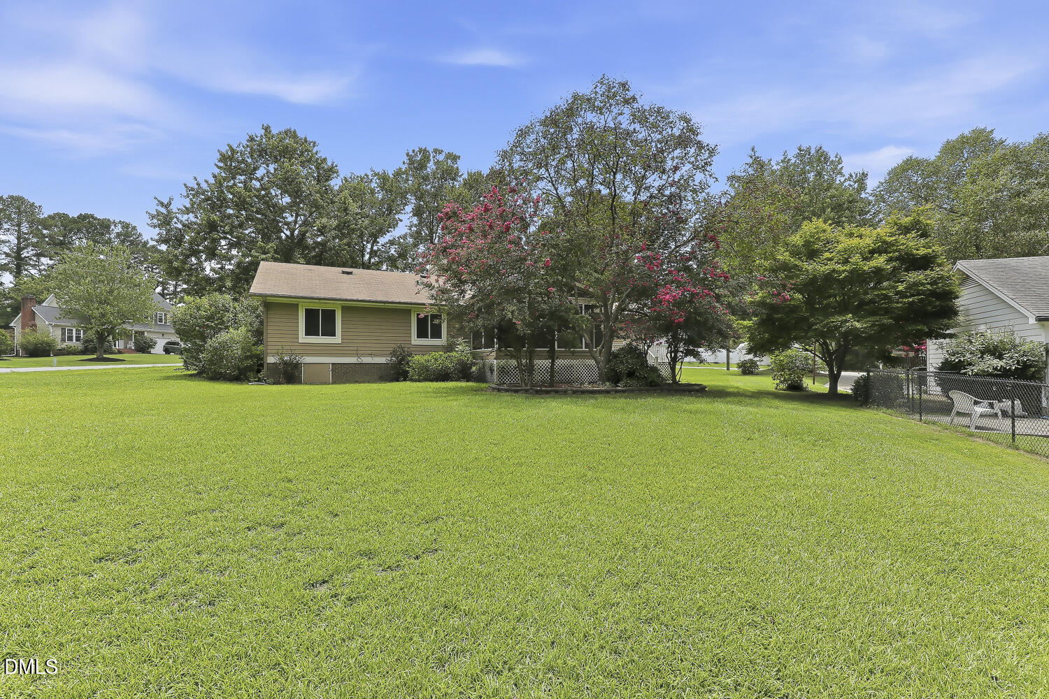 102 Oaklake Court