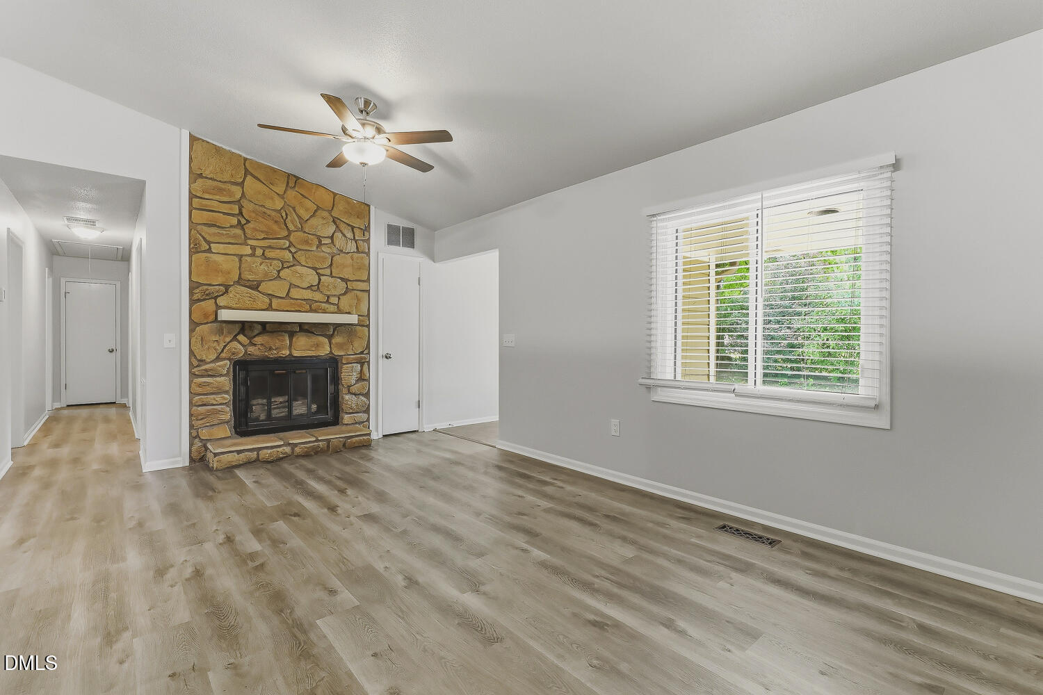 102 Oaklake Court