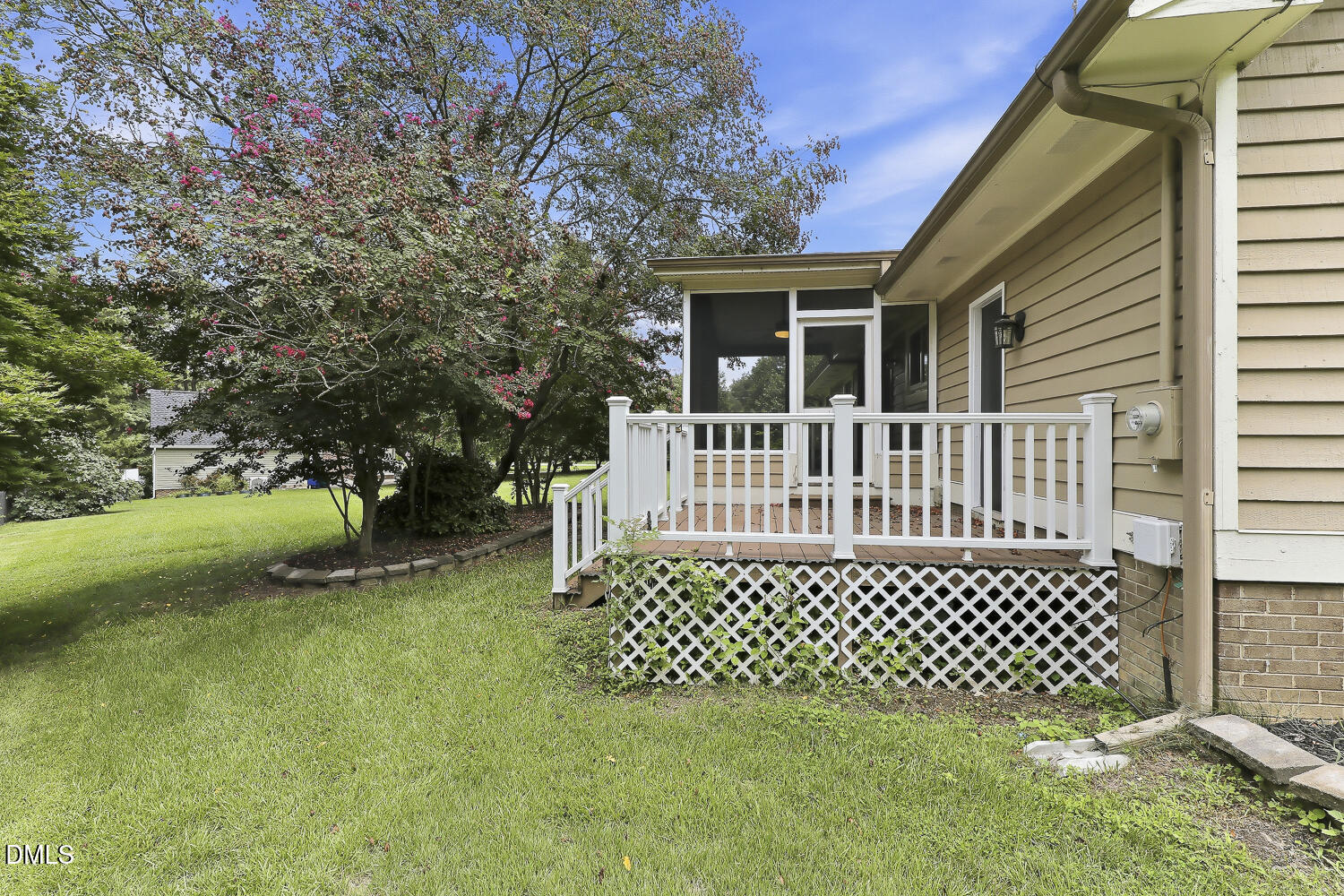 102 Oaklake Court