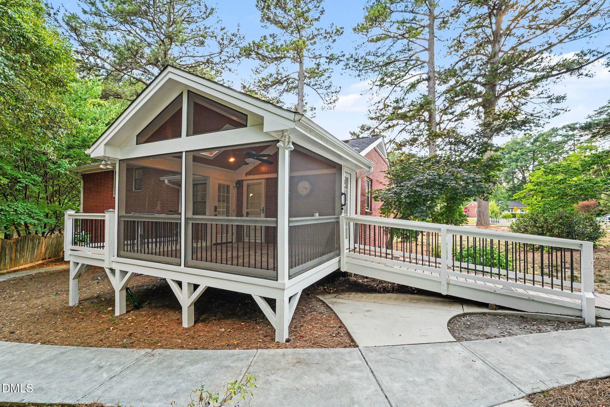 3236 Ward Road